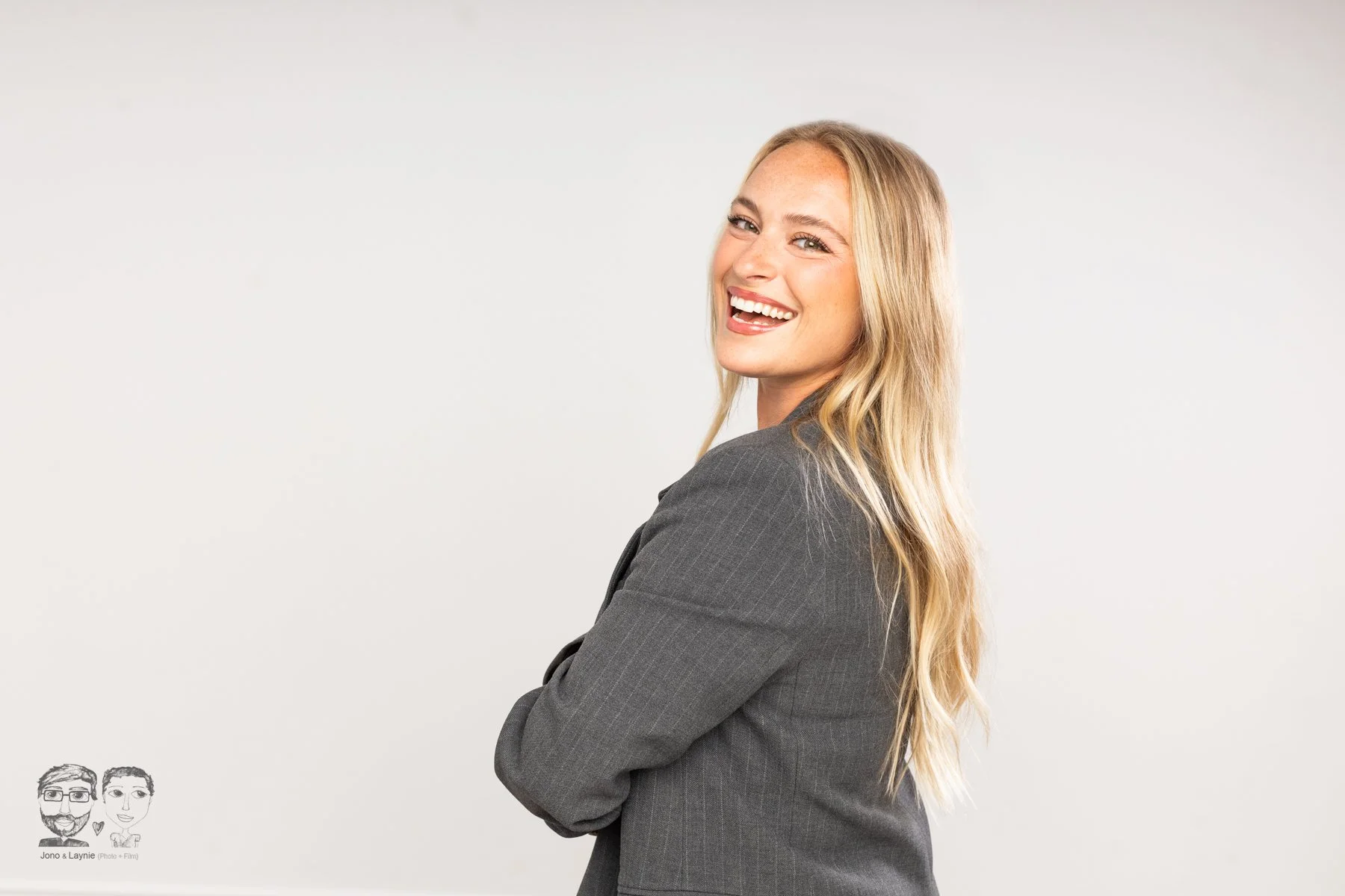 AshleyT049-jonoandlaynie copy.jpg