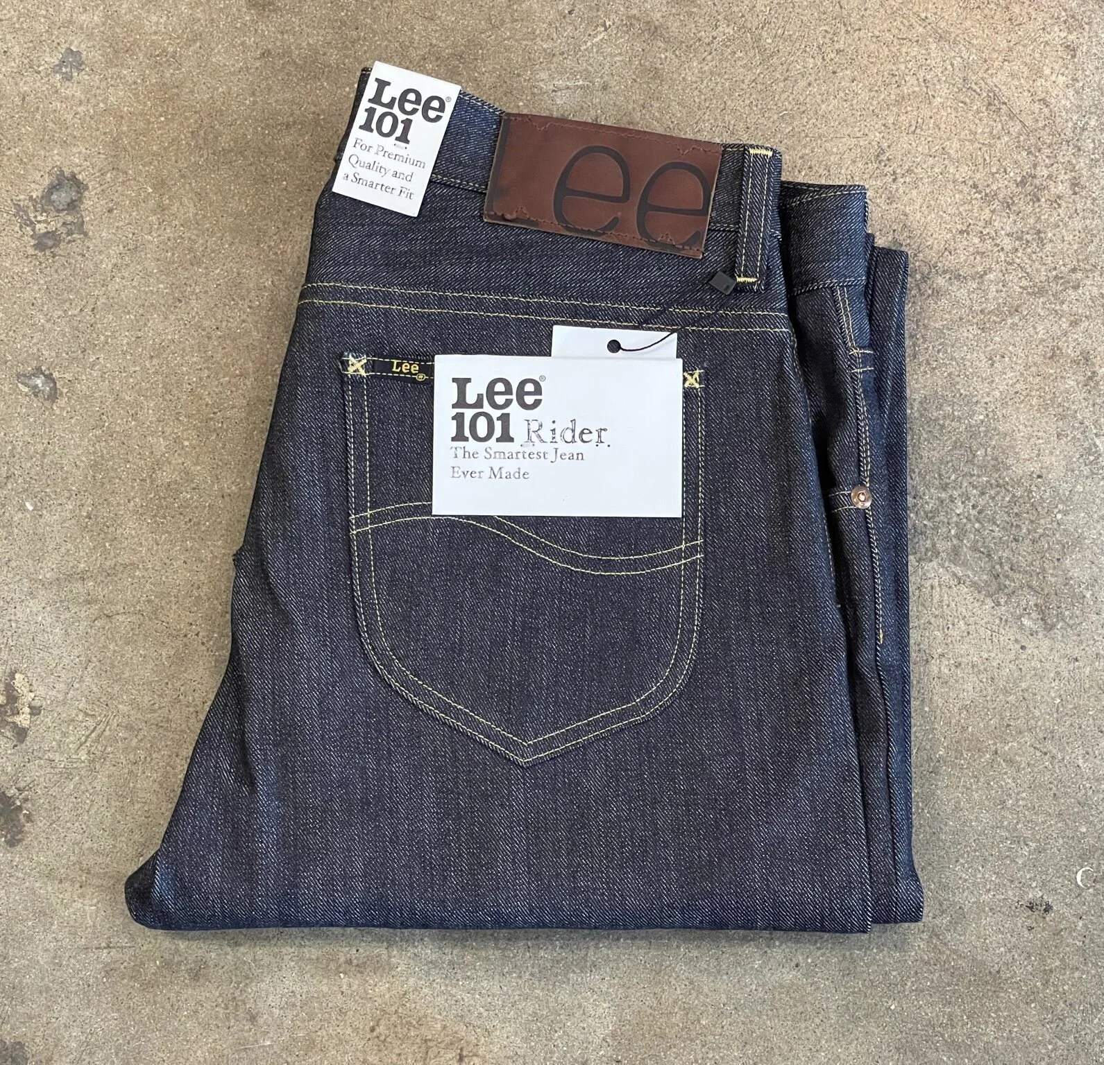 87C0799A-B434-4214-9699-BDD5E09E9FF1