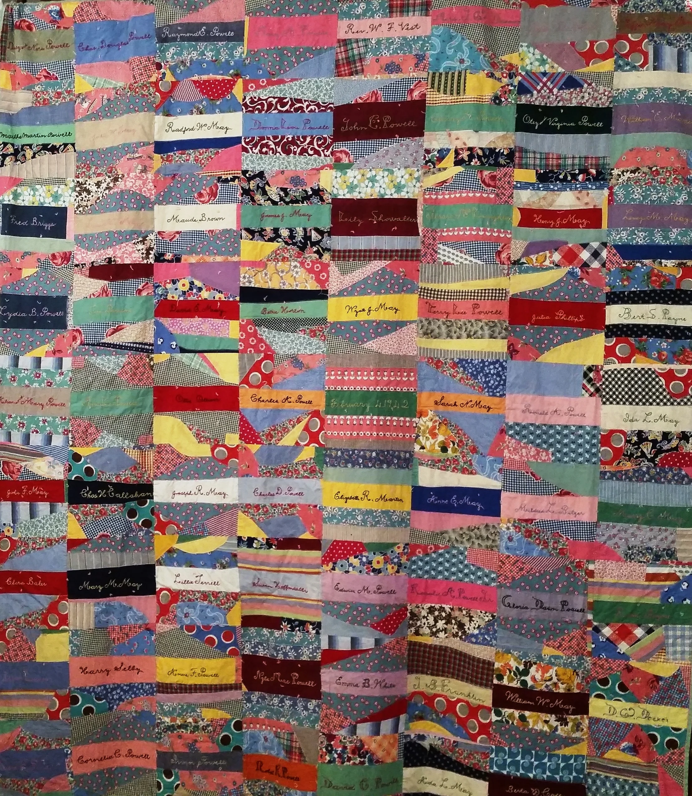 Bedford Signature Quilt 1942.jpg