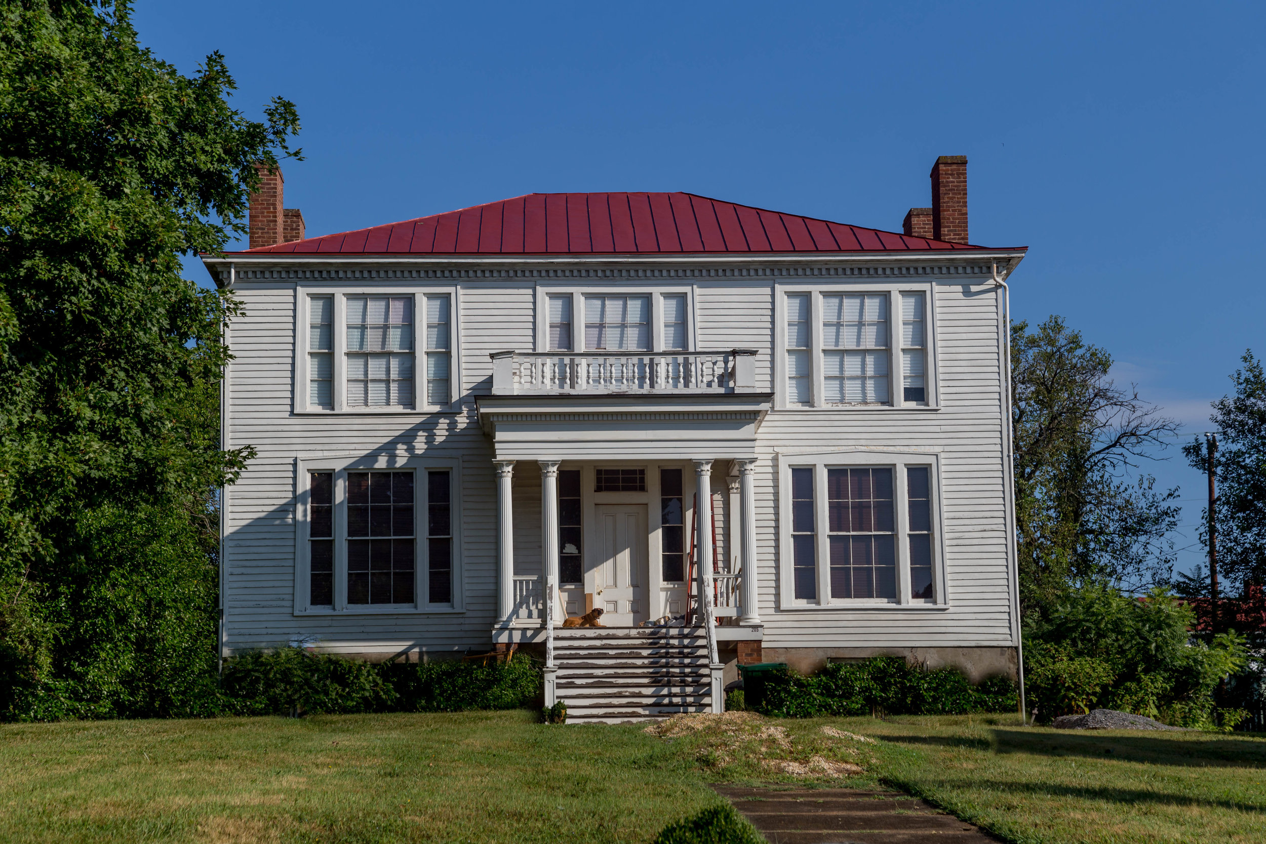 rivermont house on F street in daniel's hill