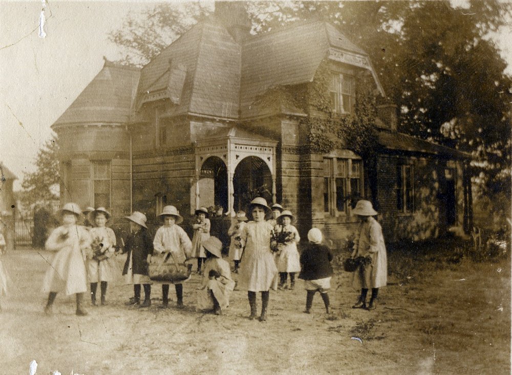  Children from the Lynchburg Female Orphan Asylum, 87.63.38C 
