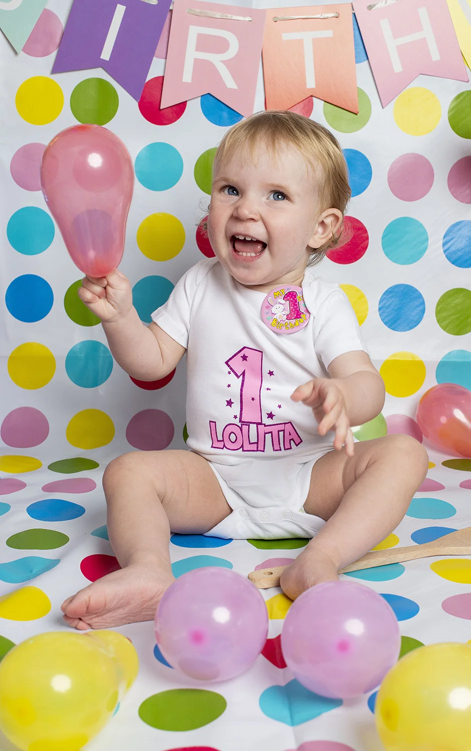 Cake smash photographer based in Littlehampton