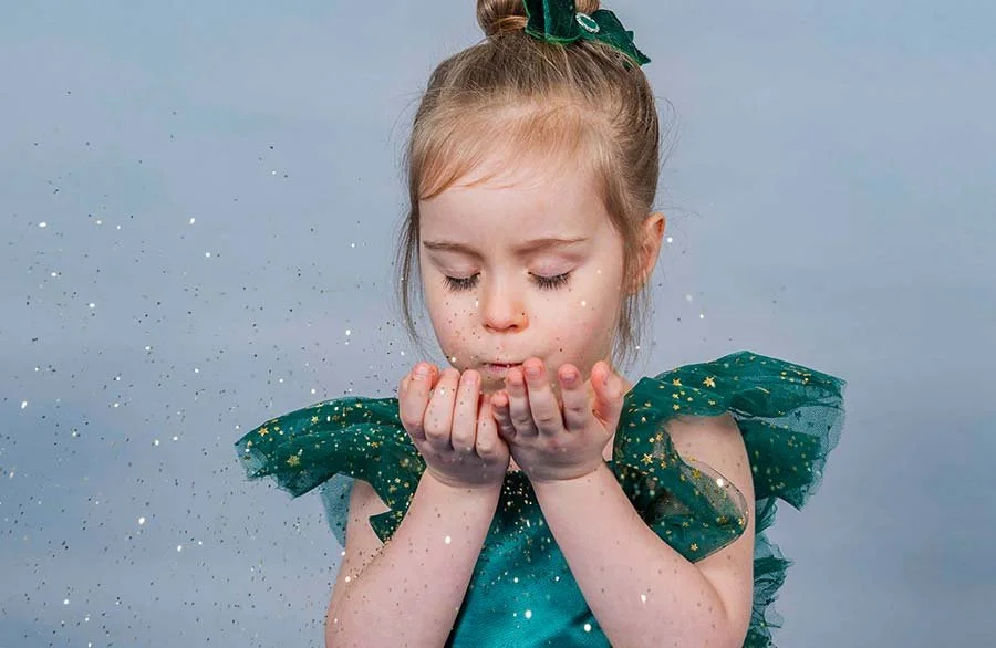 Child glitter mini session in Littlehampton studio, creative children’s portrait photography, studio child photoshoot with glitter details