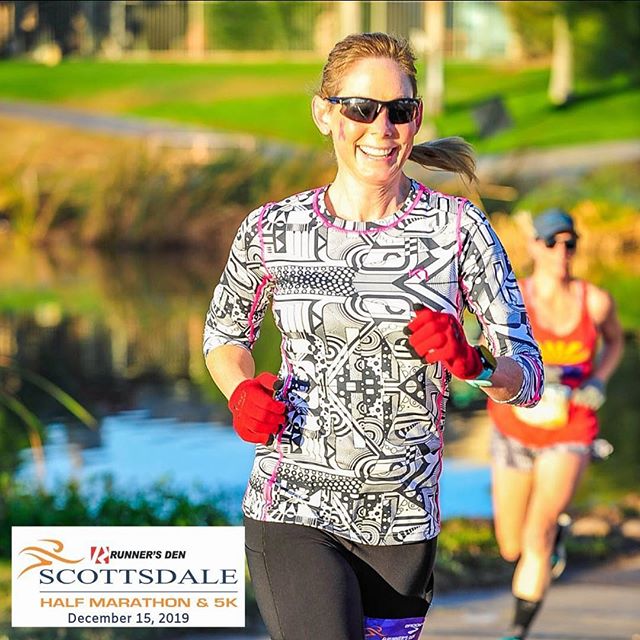 Amazing weather? Flat course? Smiling faces? Great bling? What&rsquo;s YOUR favorite thing about the #ScottsdaleHalfMarathon or the #Scottsdale5k? #halfmarathon #5k #instarunners #running #run