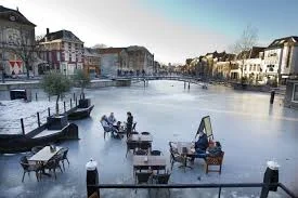 Leiden , Holland