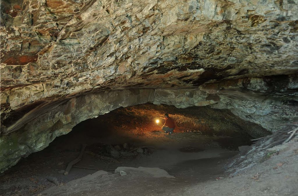 Layser Cave