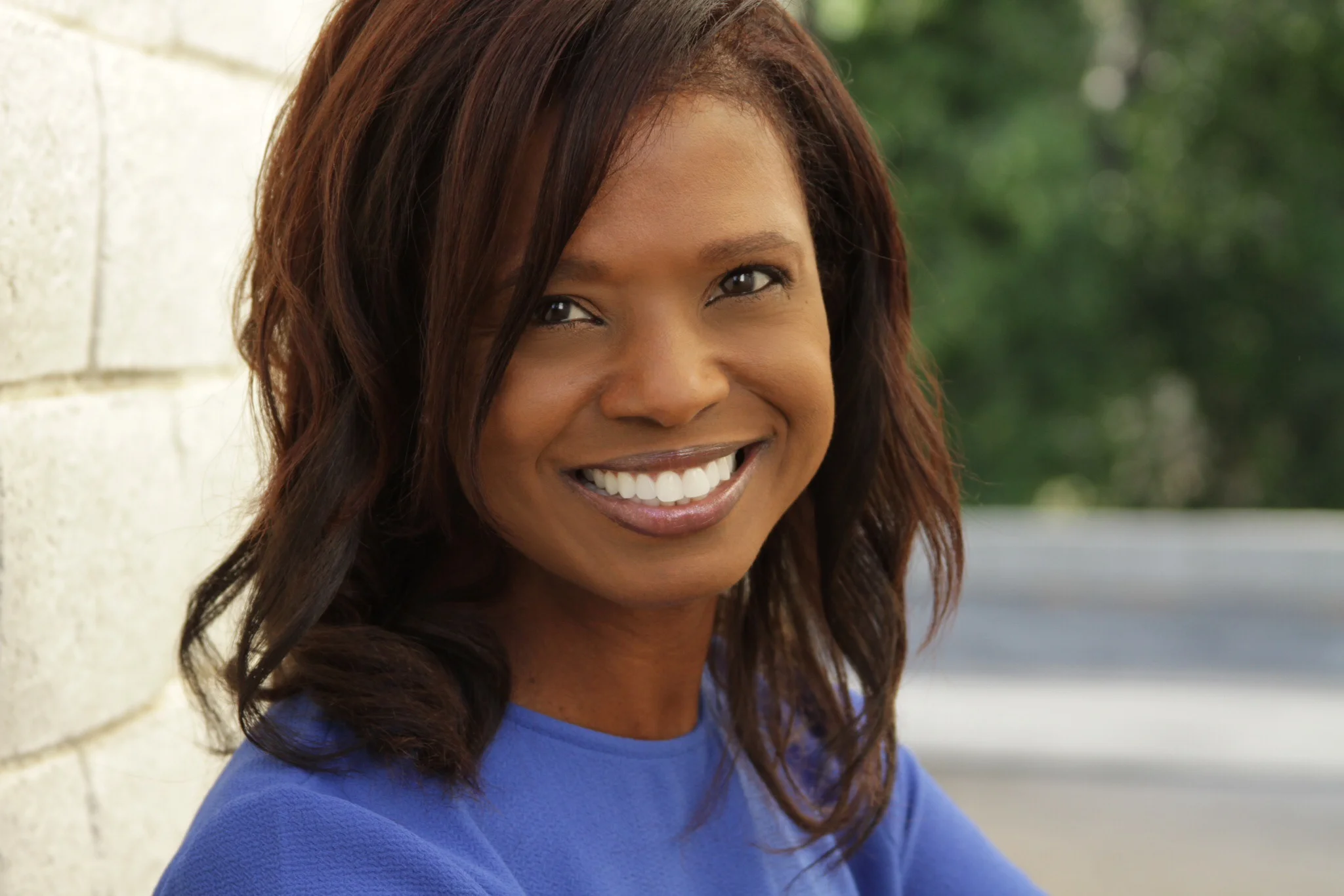 Shay Holland Headshot.jpg