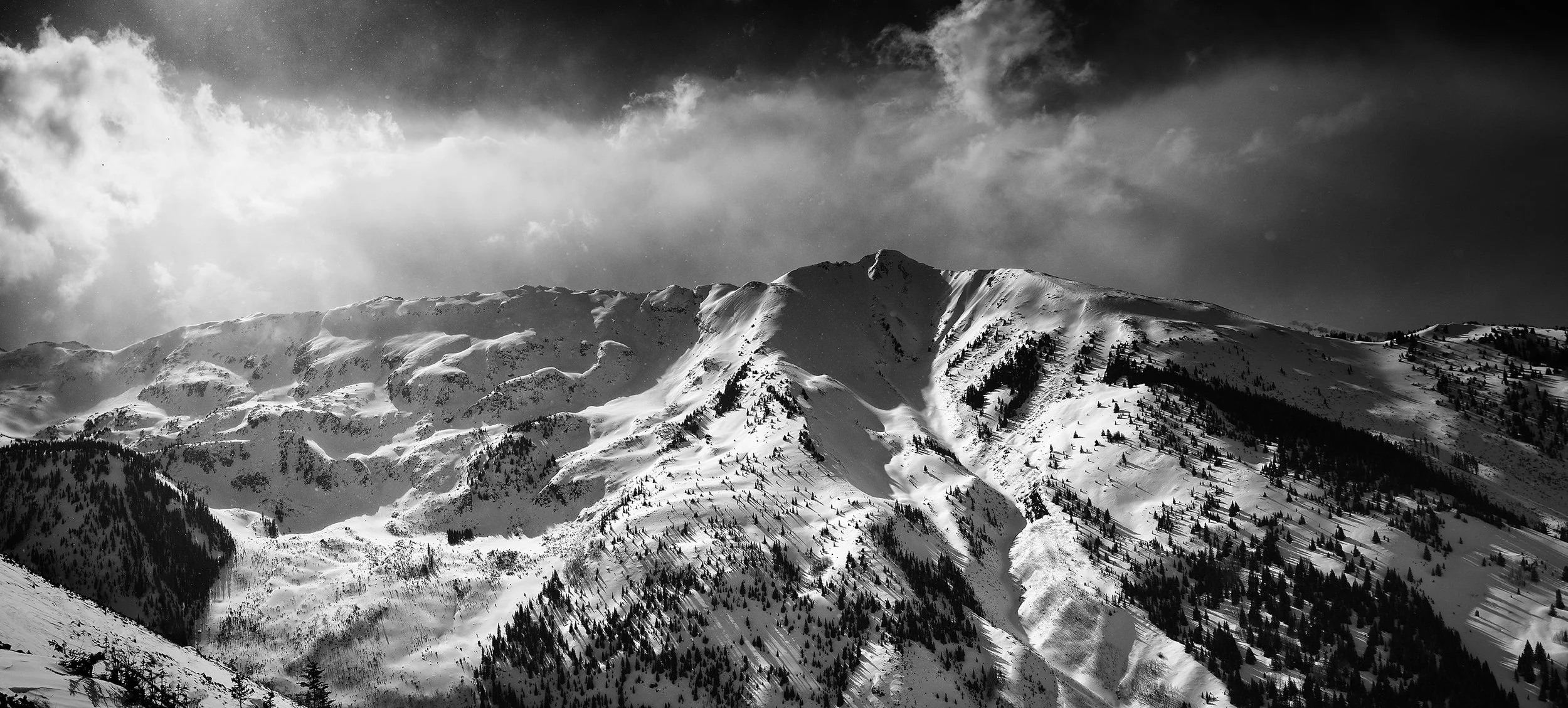 Untitled_Panorama-Garretts Peak 2020 WEB.jpg