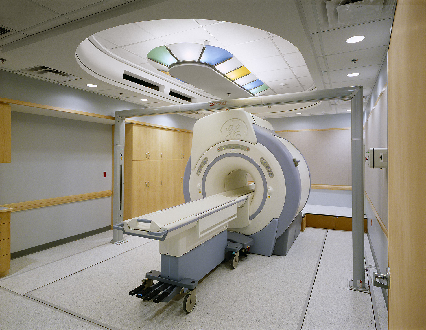 ARCHITECTURAL DESIGN: Miller Dyer Spears Inc. LOCATION: Boston, MA PHOTOGRAPHER: John Horner
