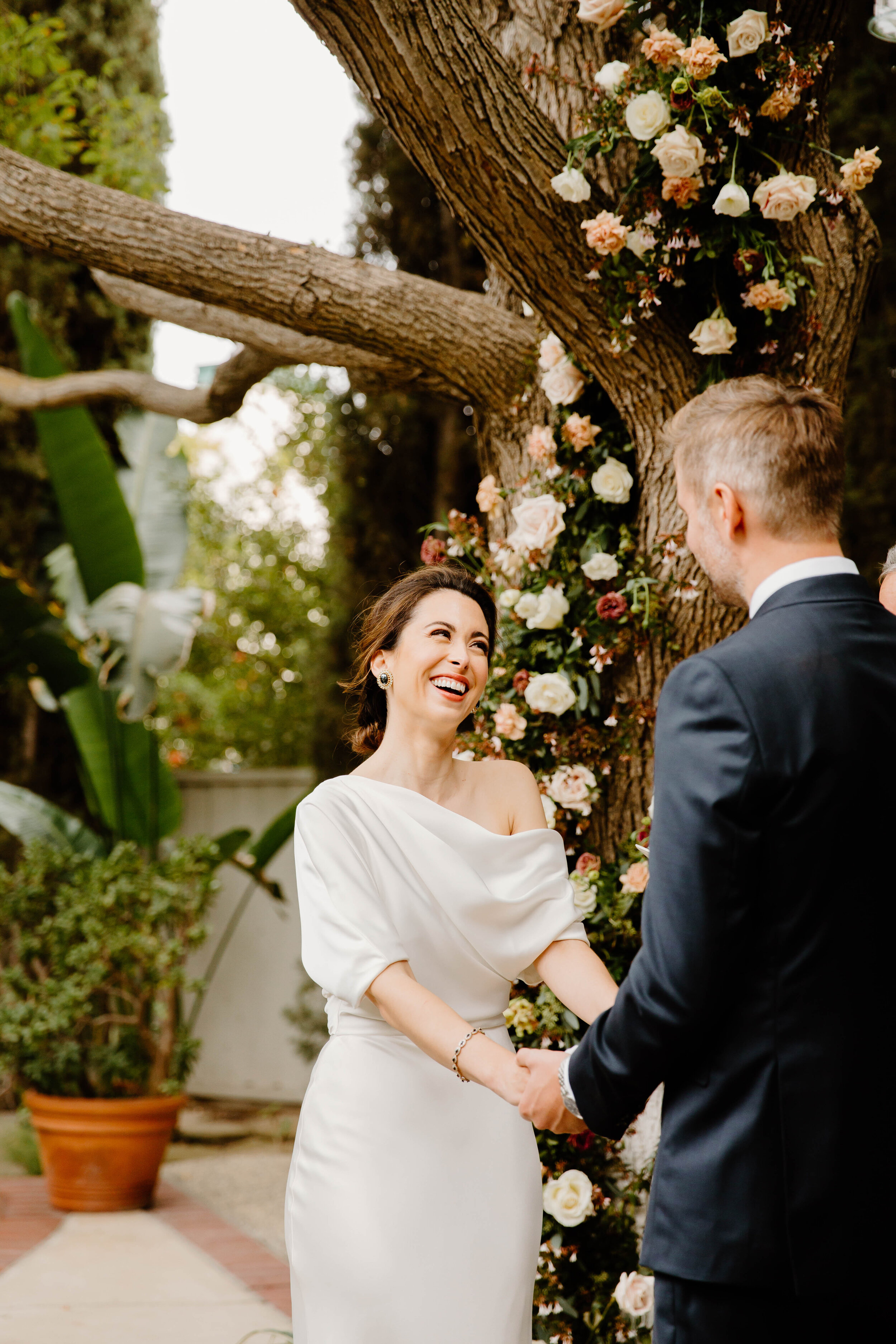 Hannah-Berglund-Photography_Audrey-Roger_Intimate-Wedding-204.jpg