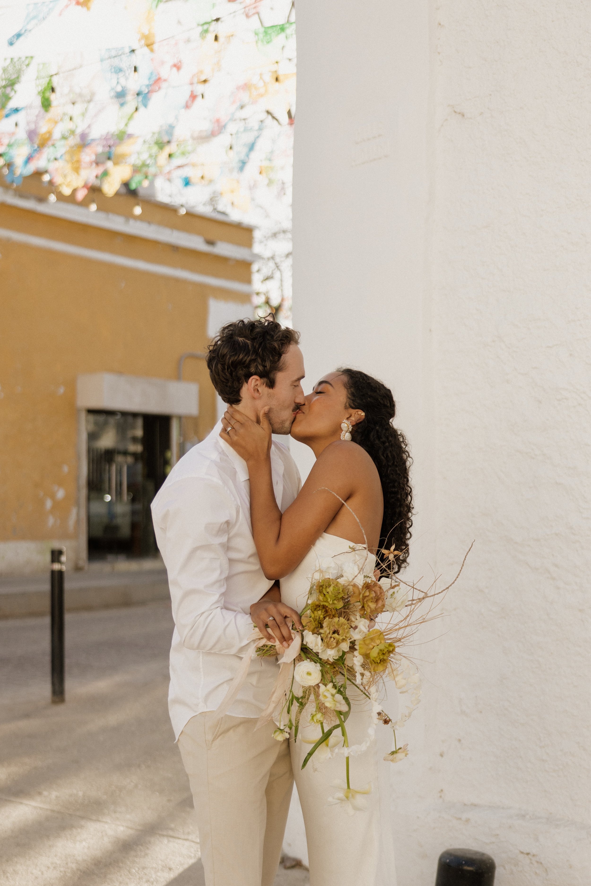 CABOWEDDINGPHOTOGRAPHER-CABOWEDDINGS-DETAILSDARLING-BEBAVOWELS-THEDRIFTHOTEL-3583.jpg