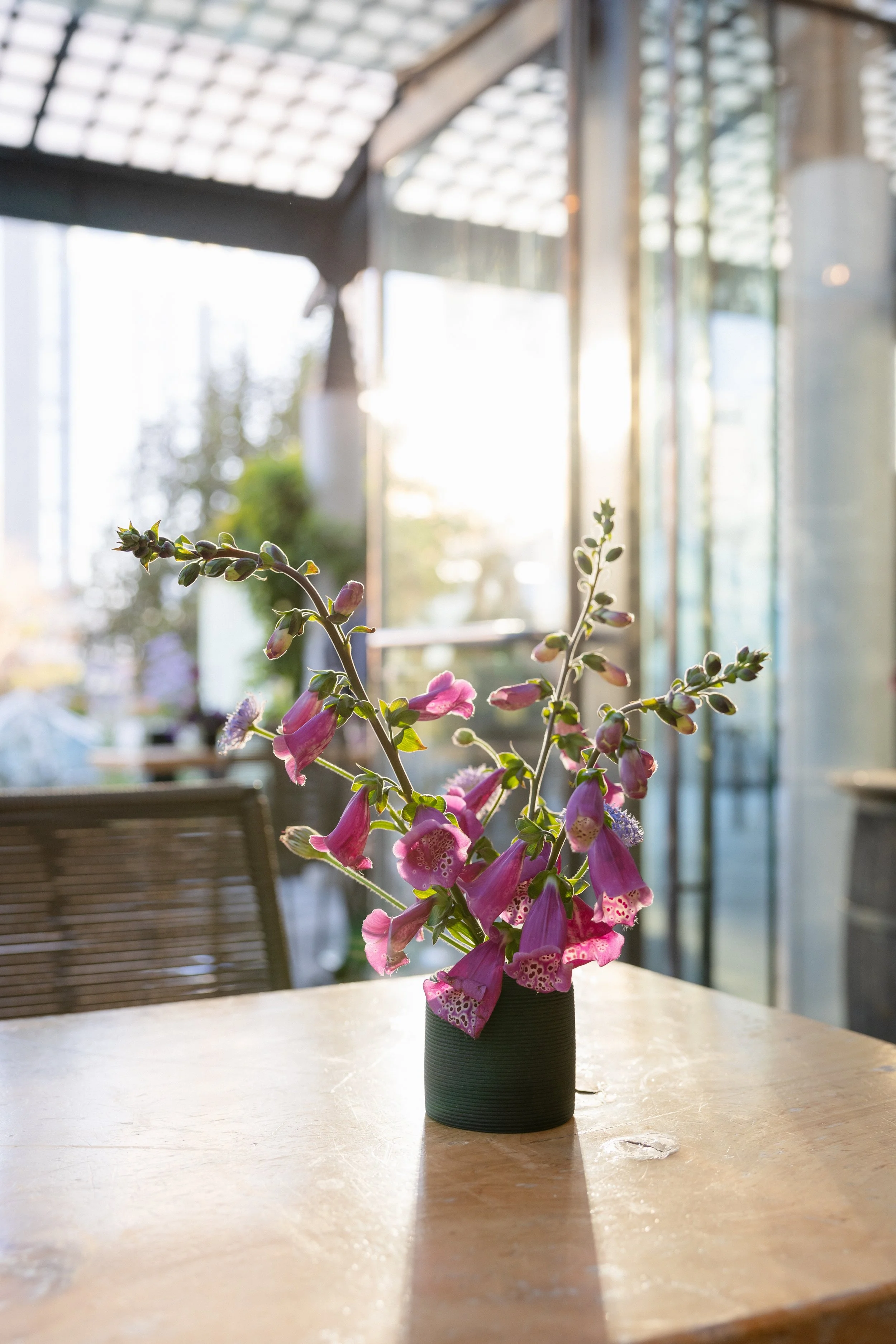  Elevate Your Corporate Event with Unique Floral Touches