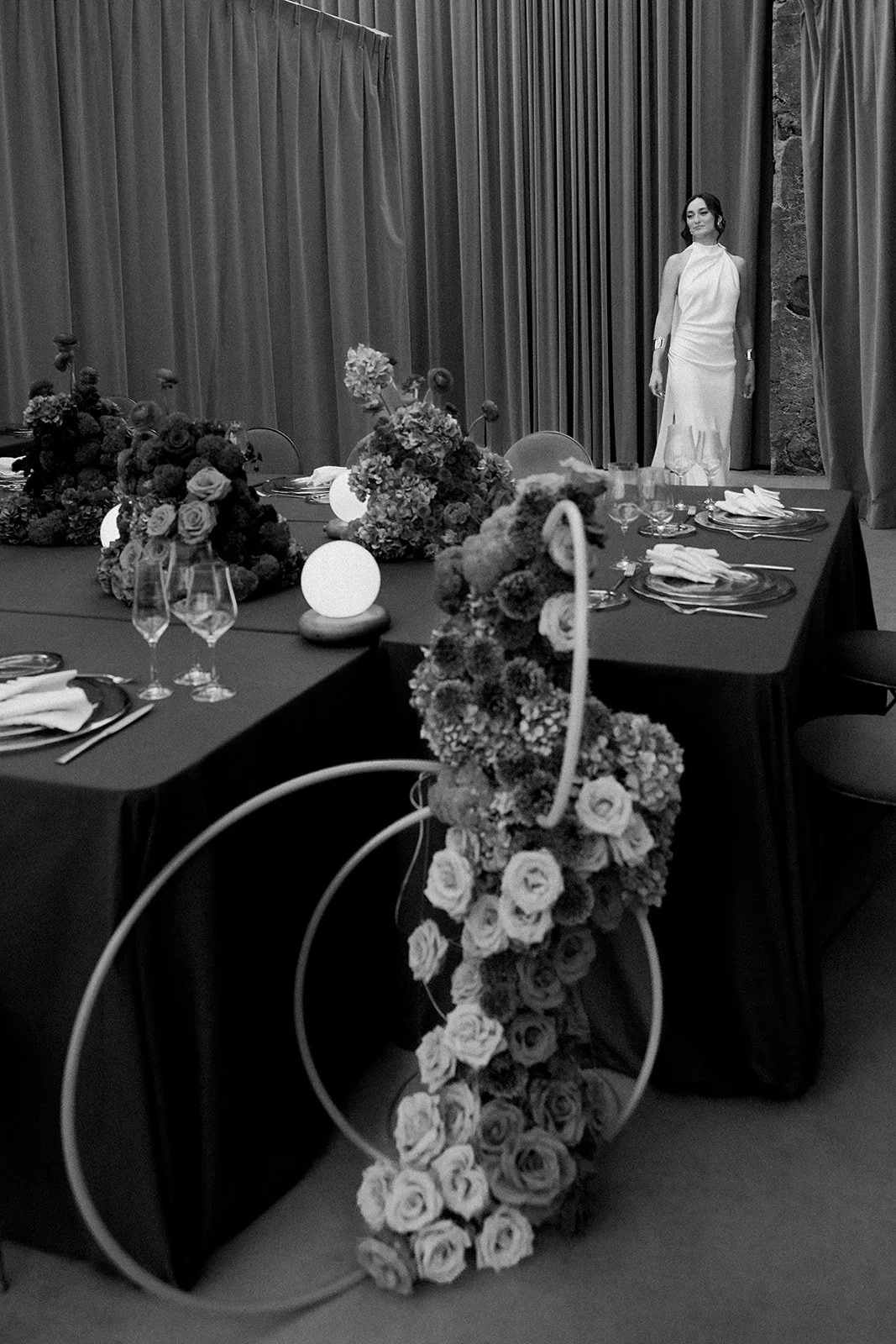 MandyMarieEvents-MidCenturyModernWeddingInspoTaliesinWest-Fall2025-MASHAIDA-291.jpg