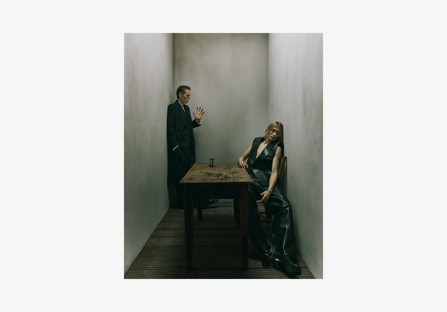 DANIEL_ARCHER_WAITING_GAME_02.jpg