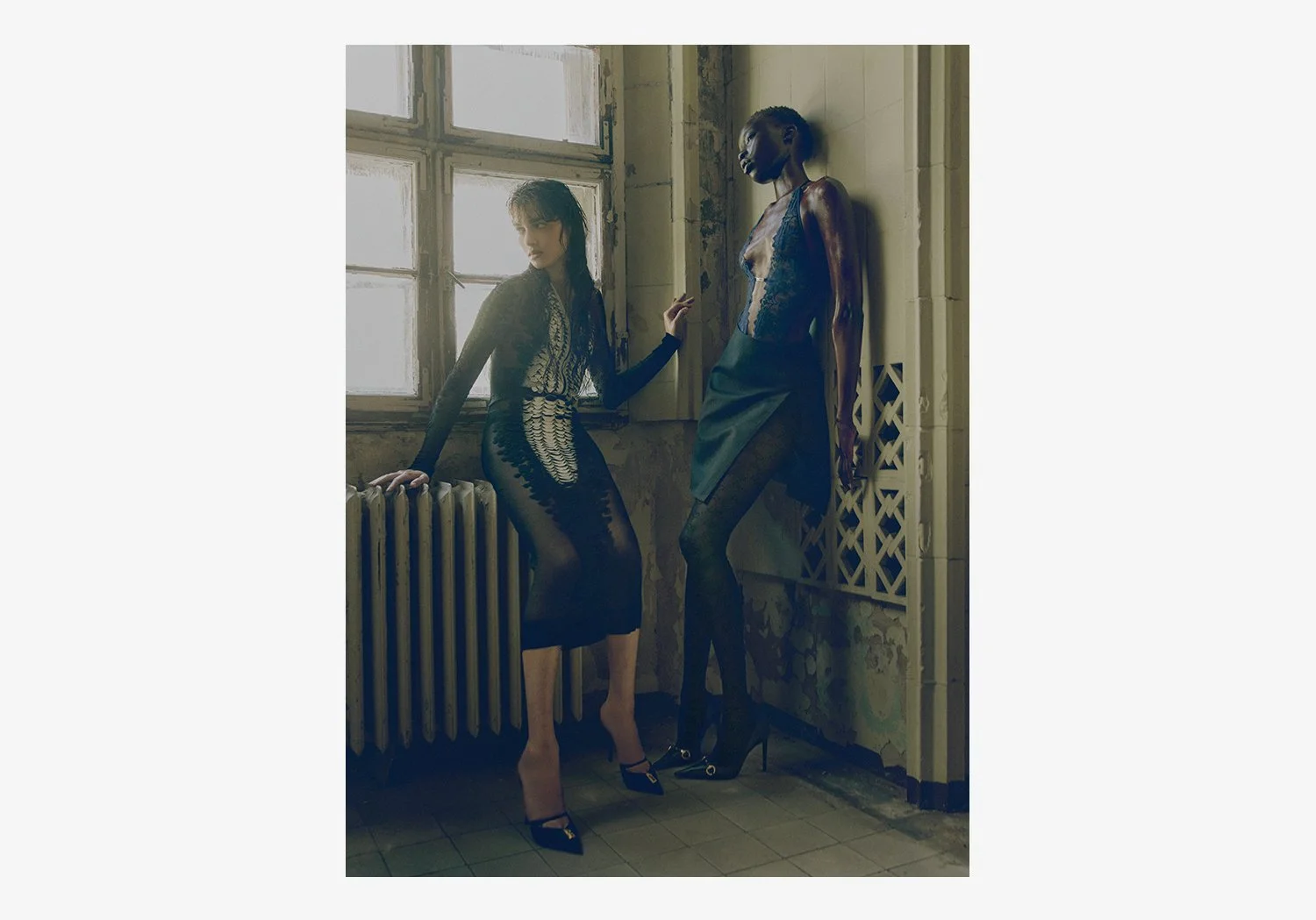 V_MAGAZINE_FEEL_THE_HEAT_DANIEL_ARCHER_09.jpg