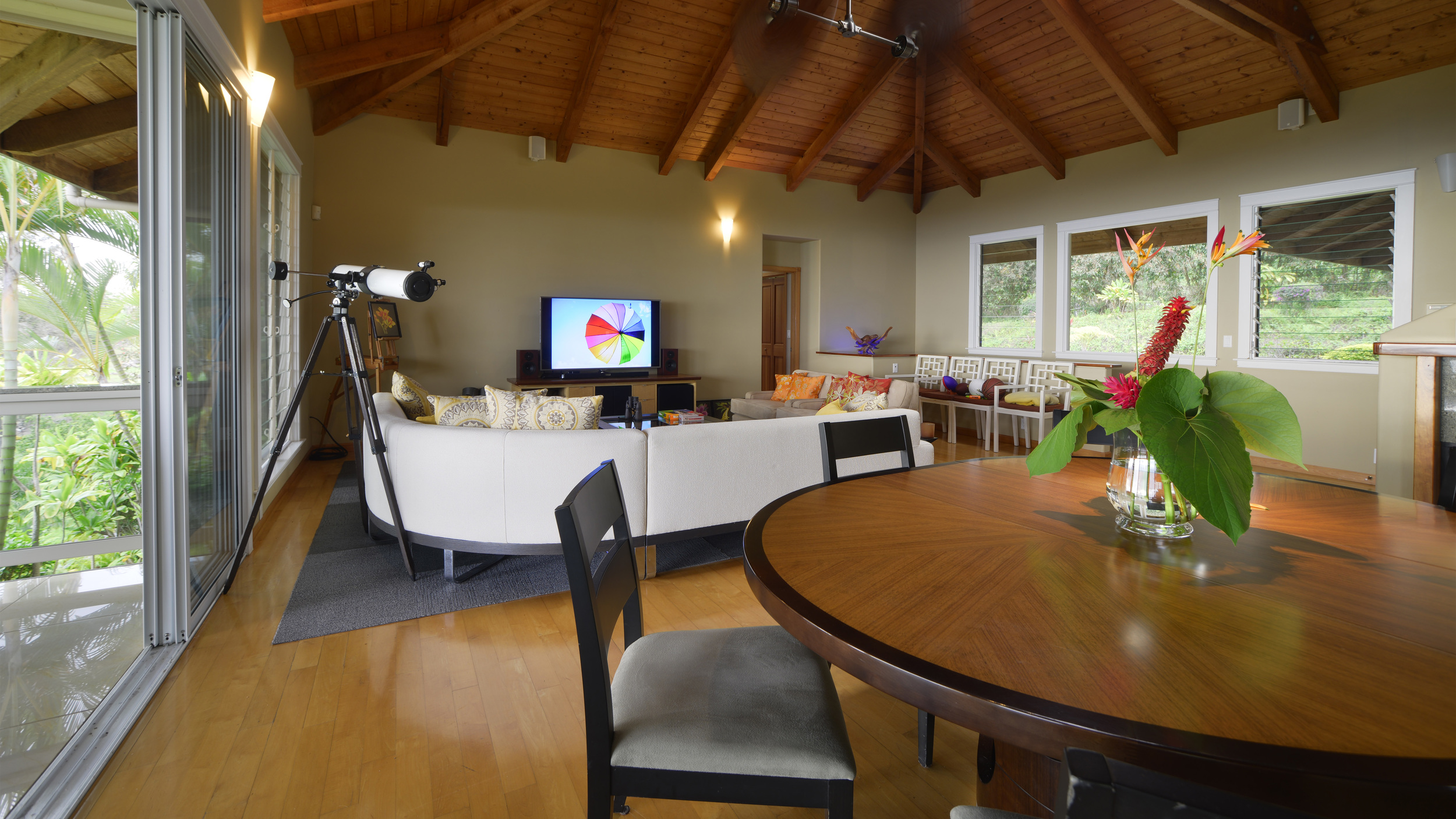 Open Dining Area