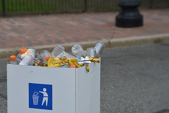 One bin takes all. Food scrap and recyclables weren’t separated during the May 4 Cox Providence Rhode Races. (Joanna Detz/ecoRI News photos)