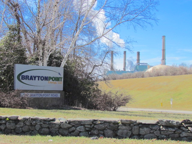 Could the same thing happen at the Brayton Point Power Station? (Tim Faulkner/ecoRI News)