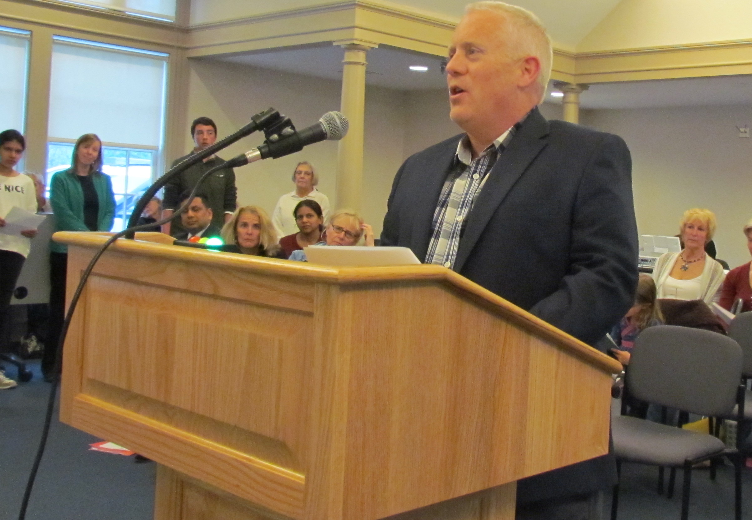 Dave McLaughlin of Clean Ocean Access spoke before the Town Council.