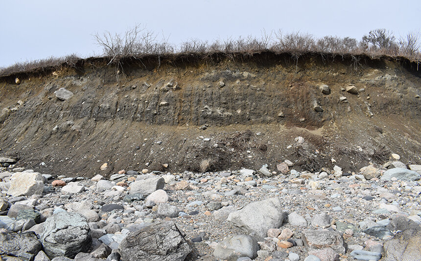 The bluffs at Town Landing in Little Compton are collapsing. Work began last fall to address this significant erosion problem. (Frank Carini/ecoRI News)