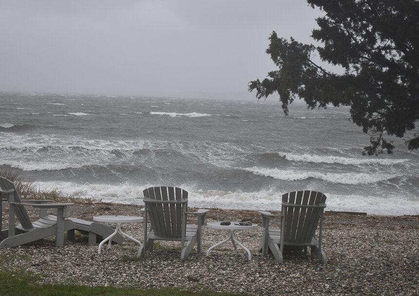 To deal with Rhode Island’s many coastal challenges, state and local decision-makers need to adapt to the impacts of erosion, sea-level rise, salt marsh loss and more frequent storms. (Frank Carini/ecoRI News)