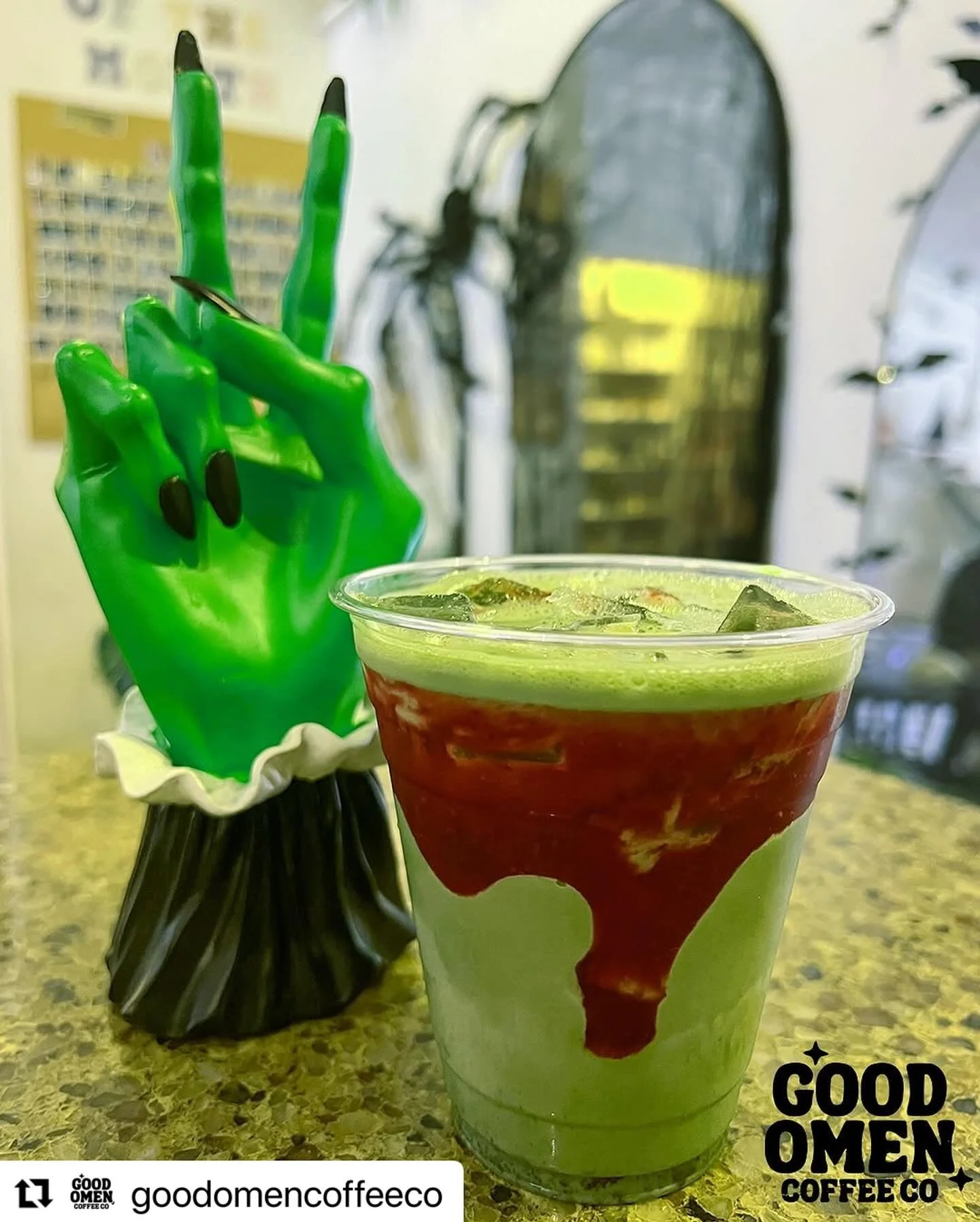 #Repost @goodomencoffeeco with @use.repost
・・・
Hauntingly refreshing, just the right touch of sweet - The Bloody Matcha made w/ 3-berry locally made jam from @jackiesjams is the perfect Spooky season sip! Swing by and give it a try!
#sandiegocoffeesh