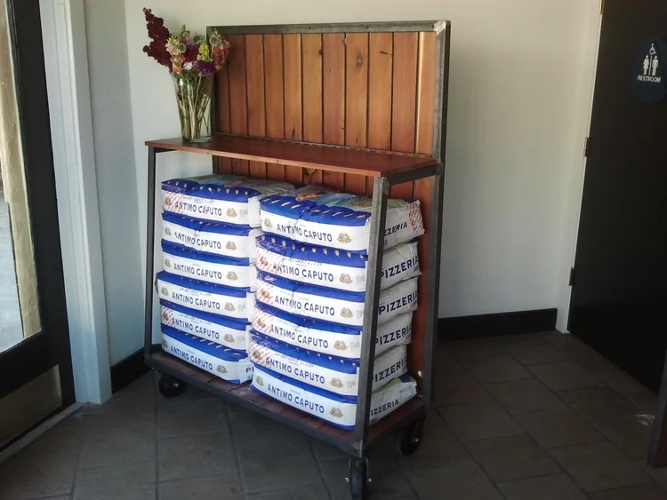 Benchmark Pizza-Flour Cart