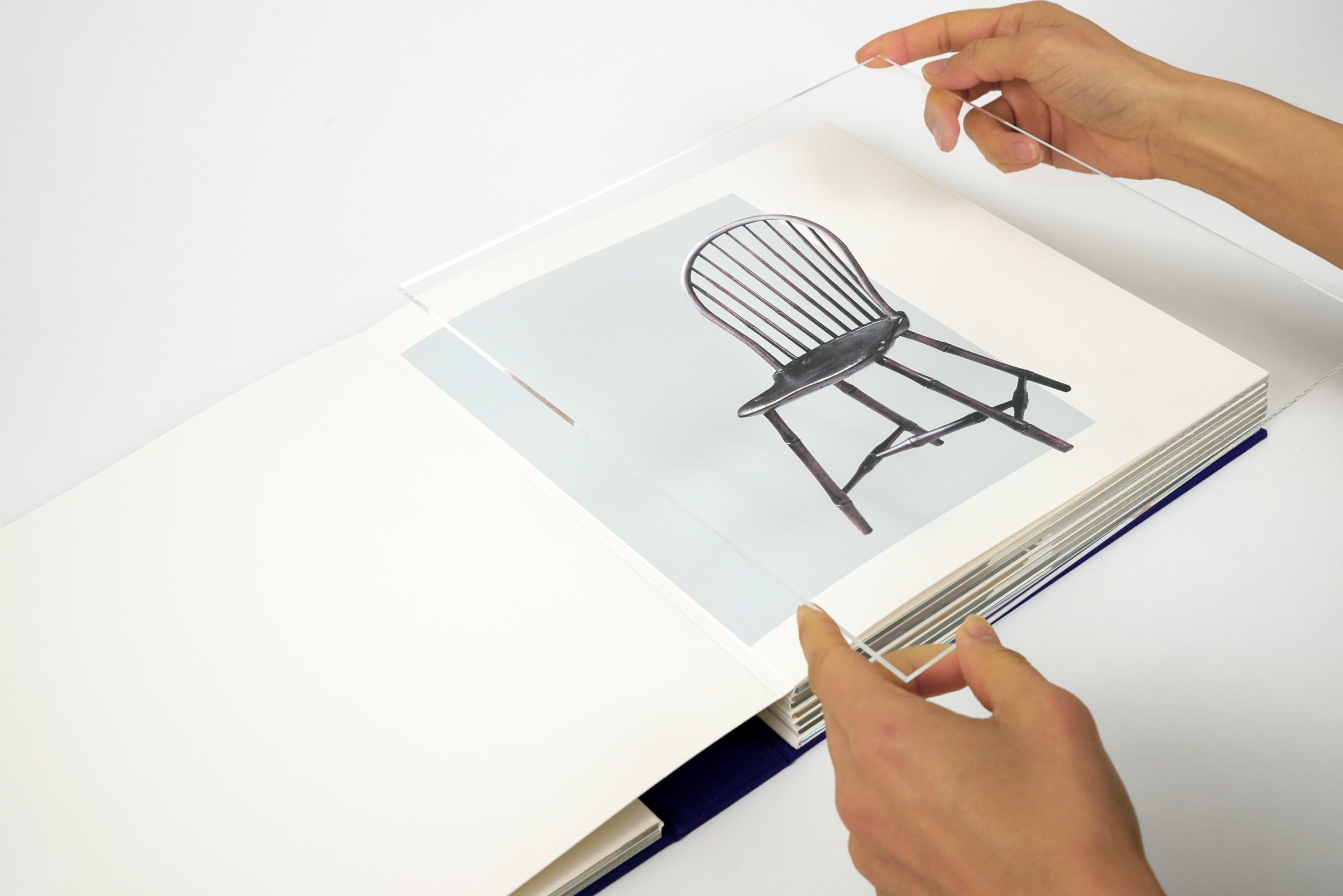 1.4.InteriorSLIDE_CHAIR.jpg