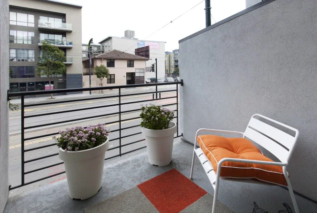 14 Patio.jpg