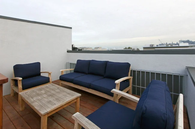 16 Roofdeck.jpg