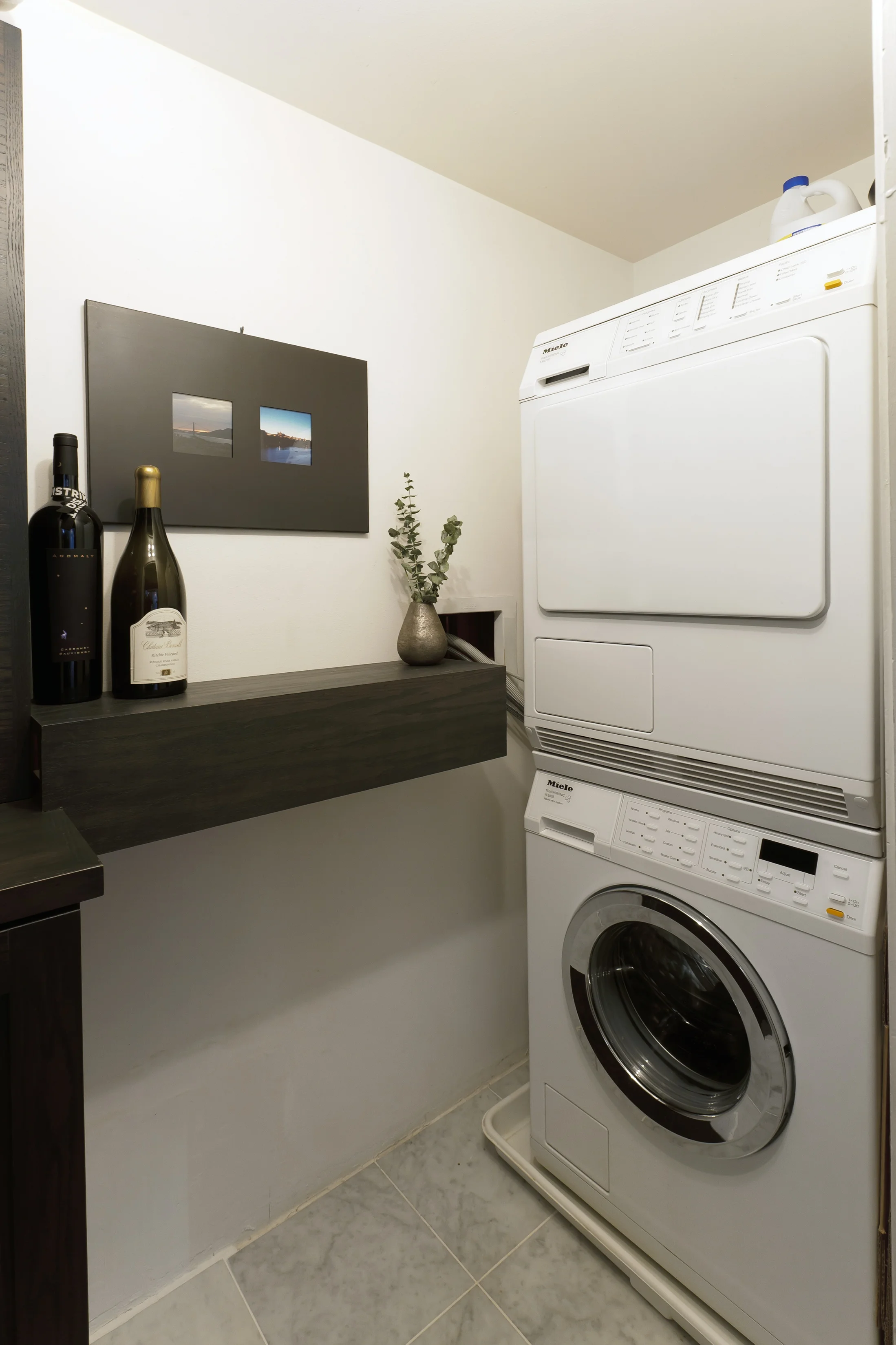 601_4th103_Laundry.jpg