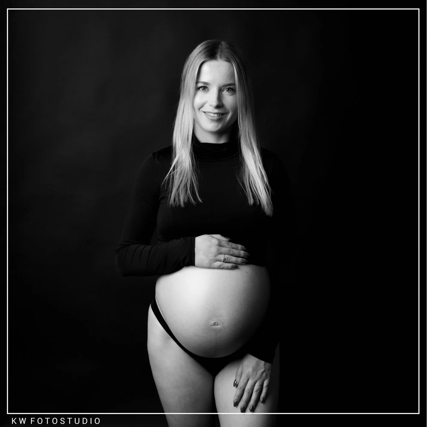 STIJL

Ik houd echt van rustige foto&rsquo;s. Geen tierelantijntjes, maar echt een foto waar jij de hoofdrol speelt!

Meer info: www.kwfotostudio.nl

#newborn #newbornshoot #newbornfotografie #newborns #newbornbaby #newbornfotograaf #baby #babyfoto #