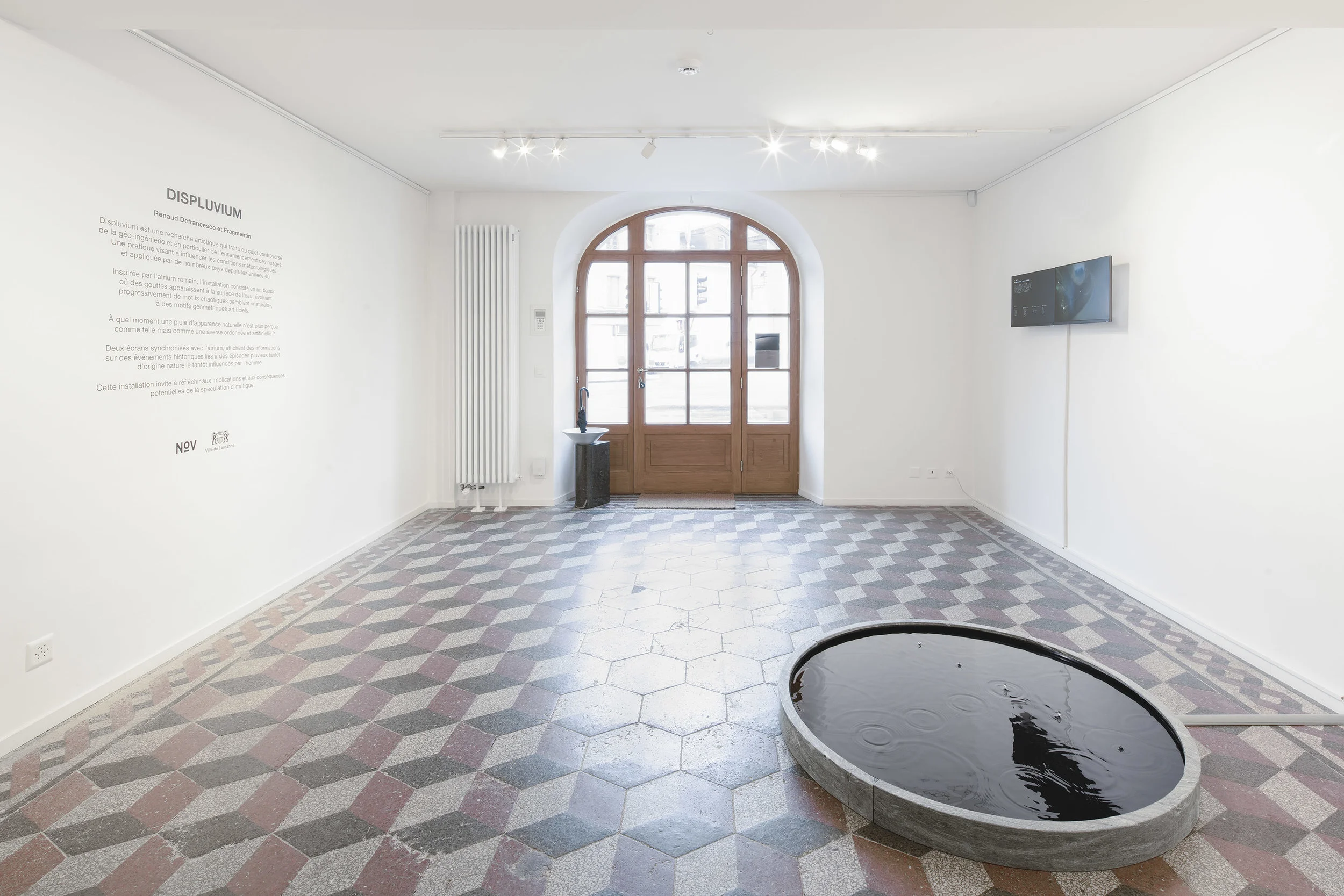 Swiss Alps granite was first exhibited at the gallery NOV Gallery | Picture by Florian Amoser