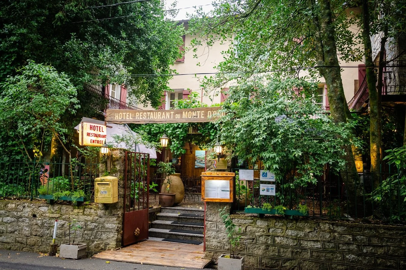 After finishing our hike, we checked into a place that we were told was like the Addams Family Hotel 🕯️🕰️. 

Every corner was filled with antiques, old furniture, and curious little treasures &mdash; a little eerie, very fascinating, and such a wel