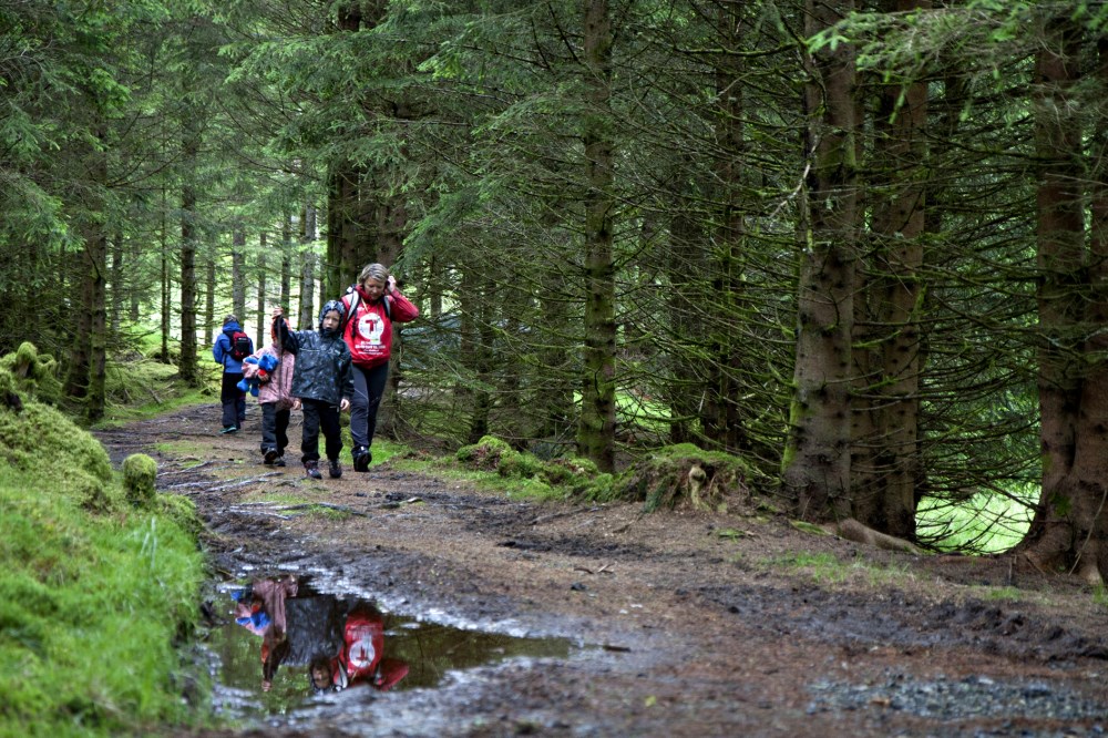 Ut på tur - med Barnas Turlag i 2013. Foto Heidi Hattestein