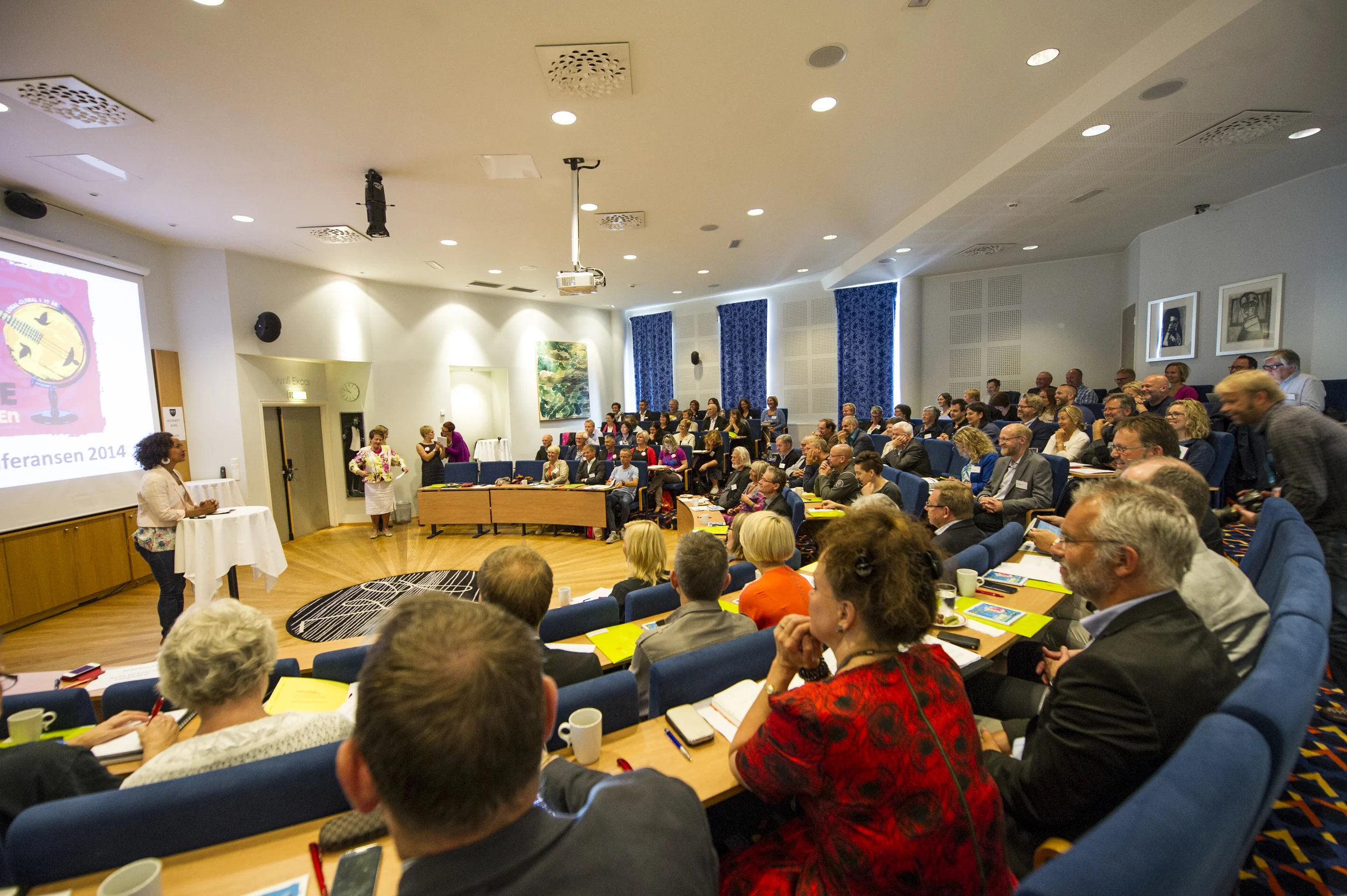 Førdekonferansen 2014 samla mange interesserte. Vi håpar på god debatt også på årets konferanse. 