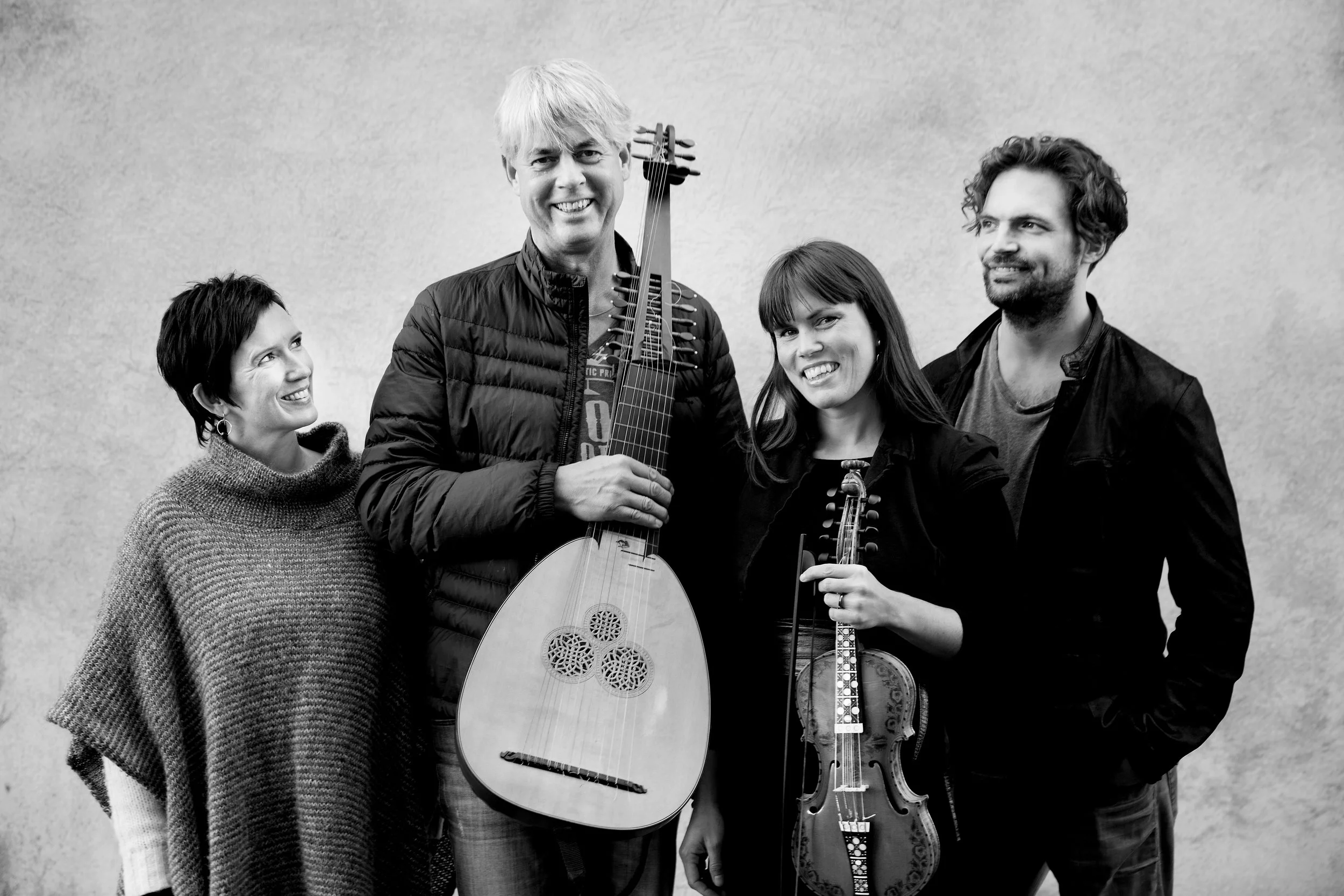 TIDEKVERV: Berit Opheim, Rolv Lislevand, Benedicte Maurseth og Håkon Mørch Stene - konsert i Ålhus kyrkje torsdag 21. september. 