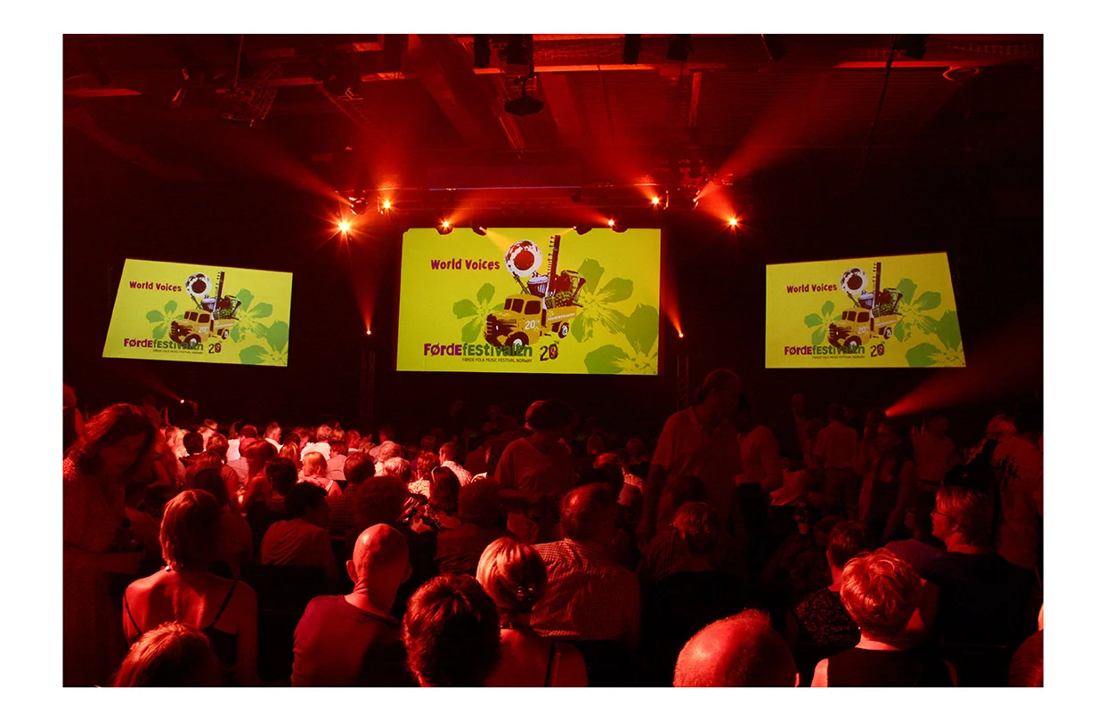 slideshow2009 Page 8.jpg