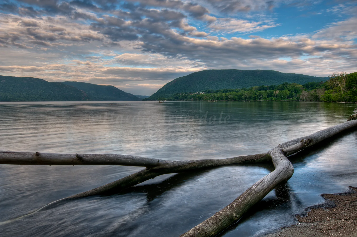 Hr#240 "Hudson River near Moodna Creek"