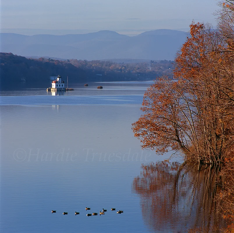 Hr#184 "Esopus Meadows Lighthouse, Hudson River"