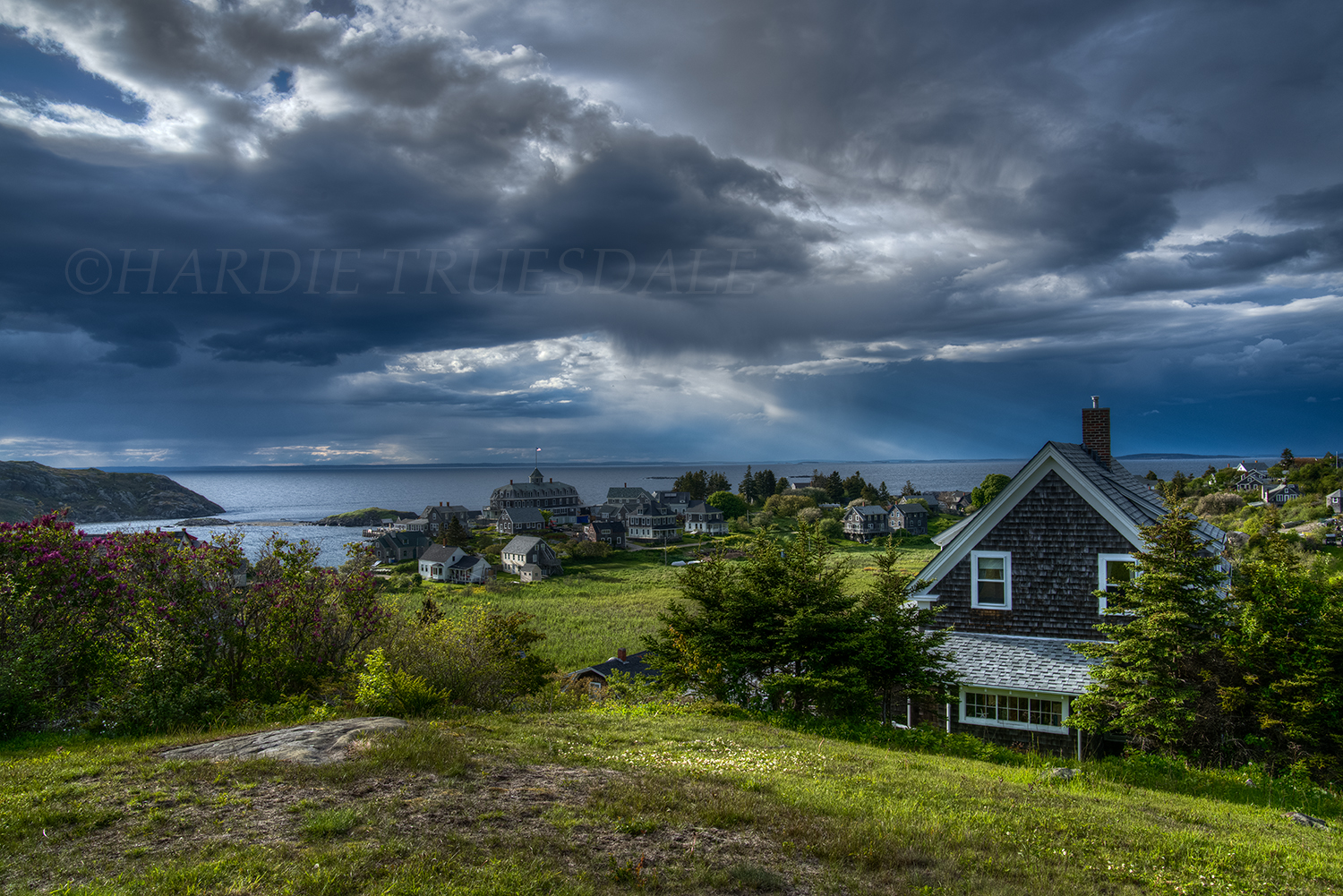 ME#68 "Monhegan Village"