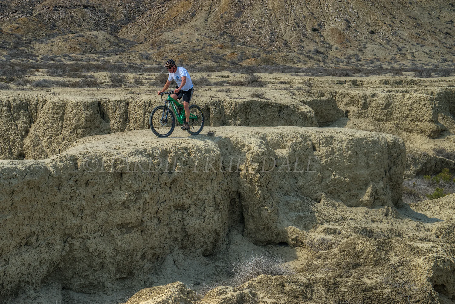 MX#5 "Riding The Rim, Badlands"