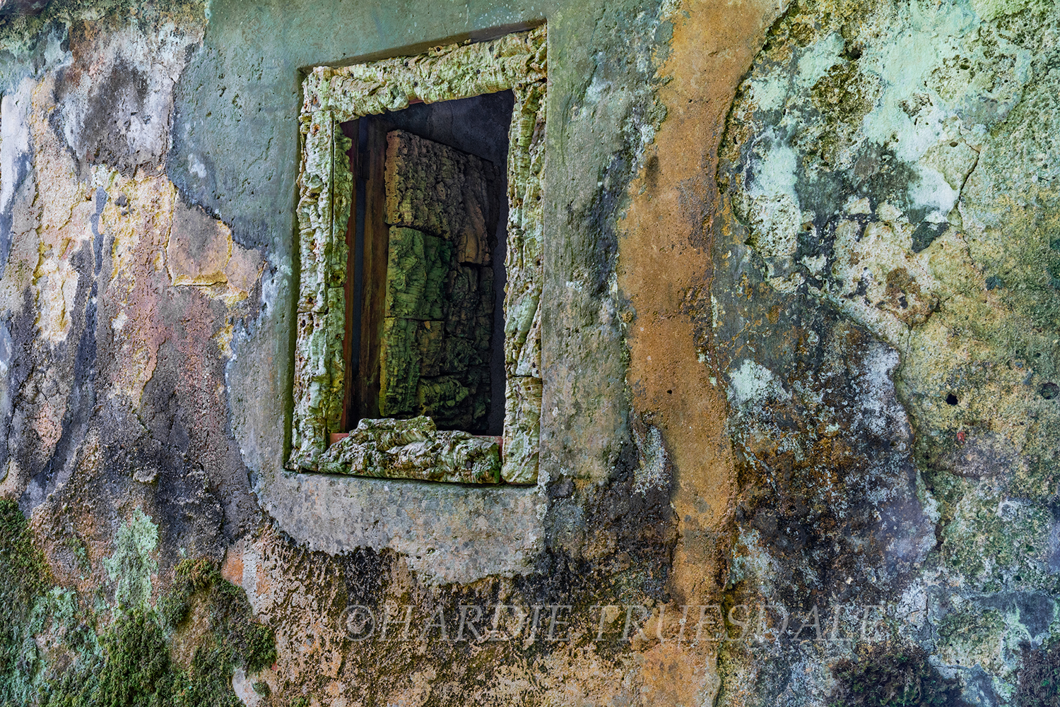 PT#002 "Old Window" Convent of the Capuchos (1560), Sintra