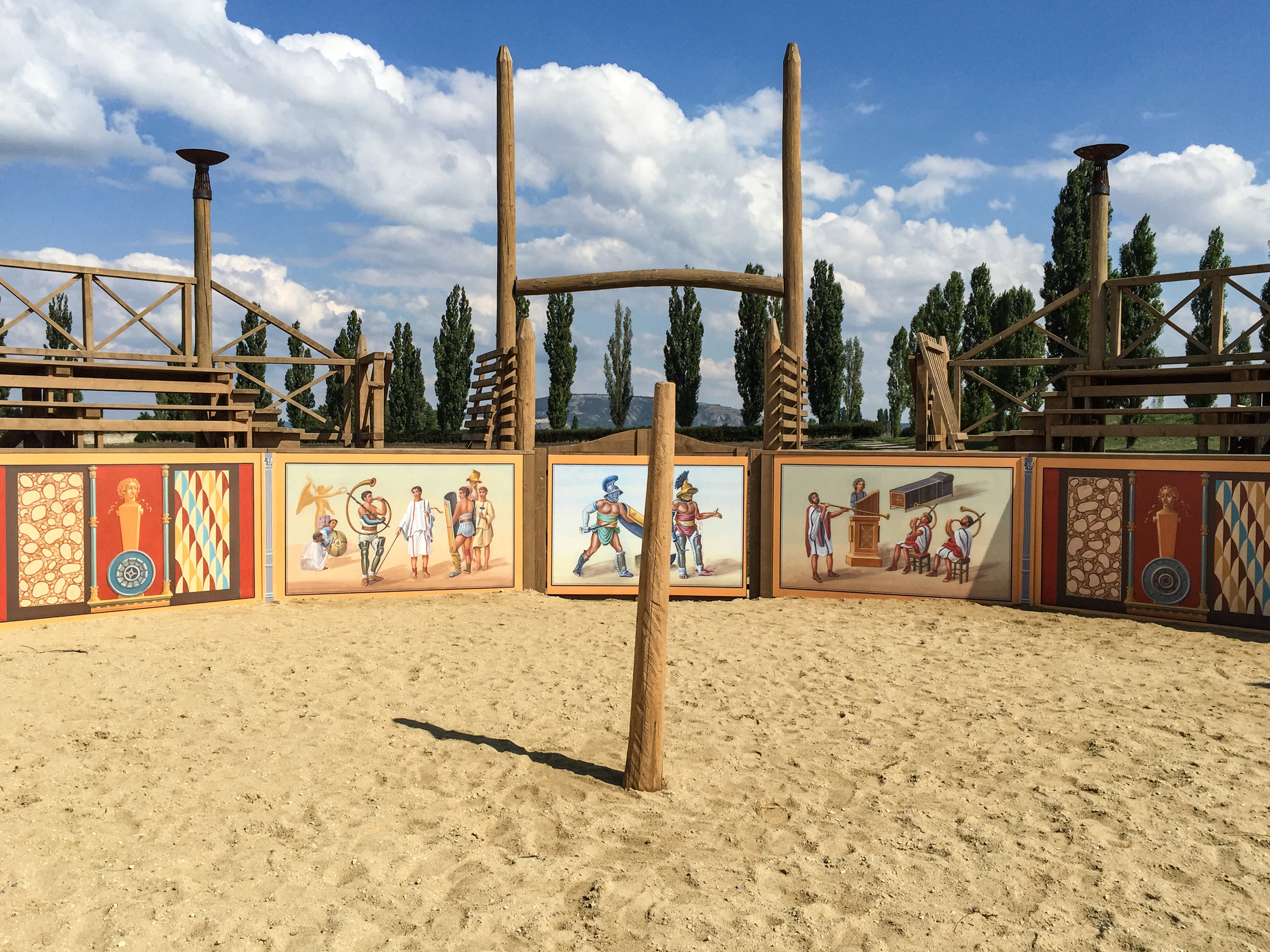 Carnuntum Arena3.jpg