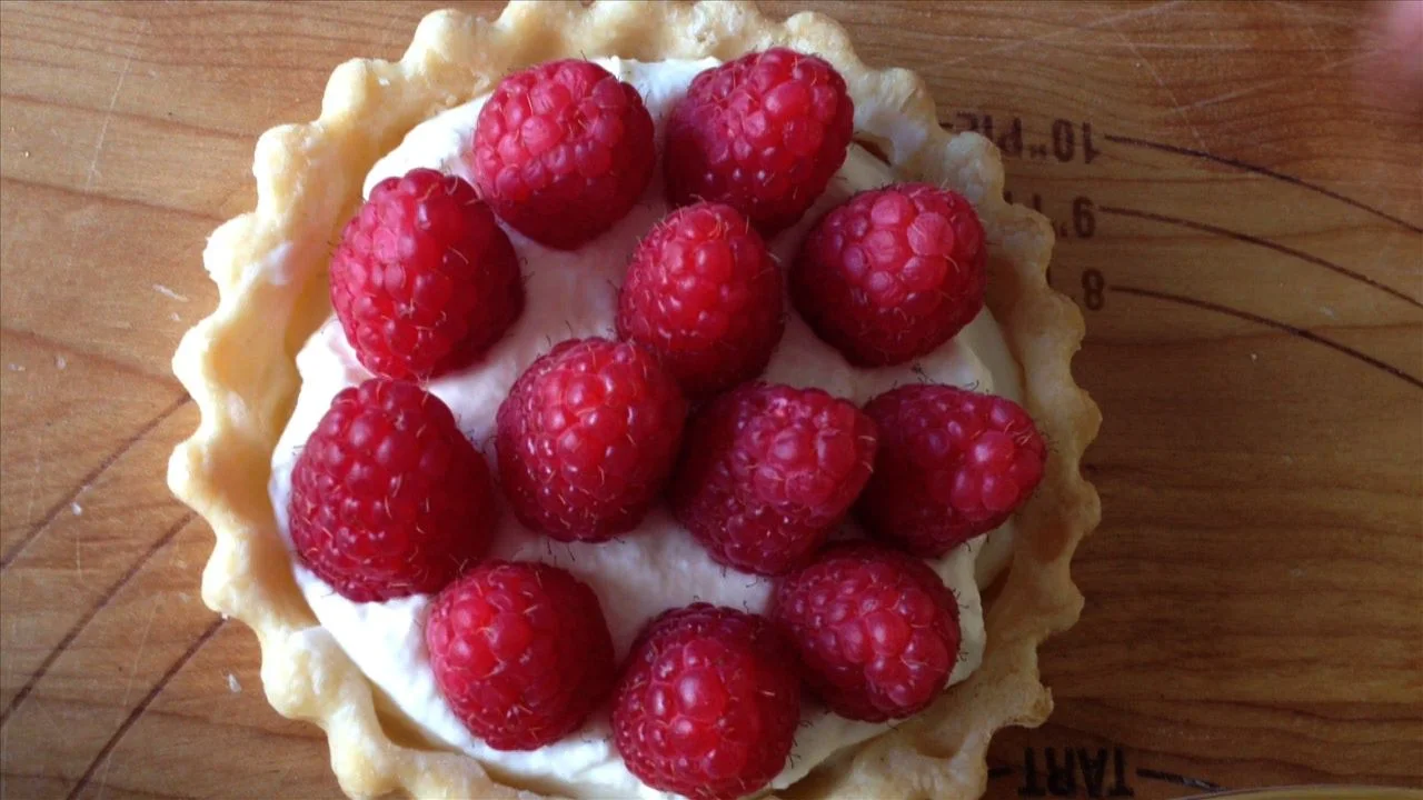 Fresh Raspberry Tart pt2.jpg