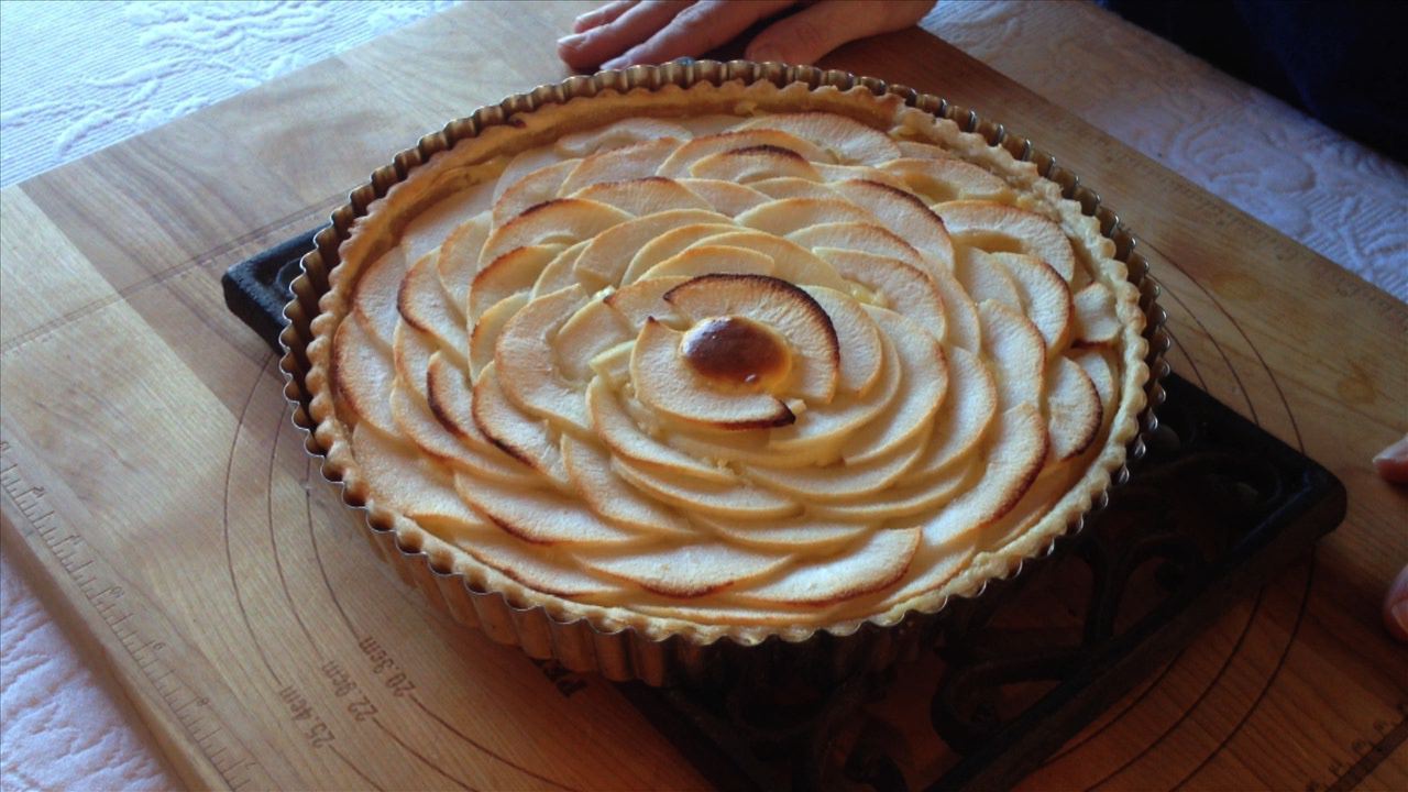 cheese apple tart pt2.jpg