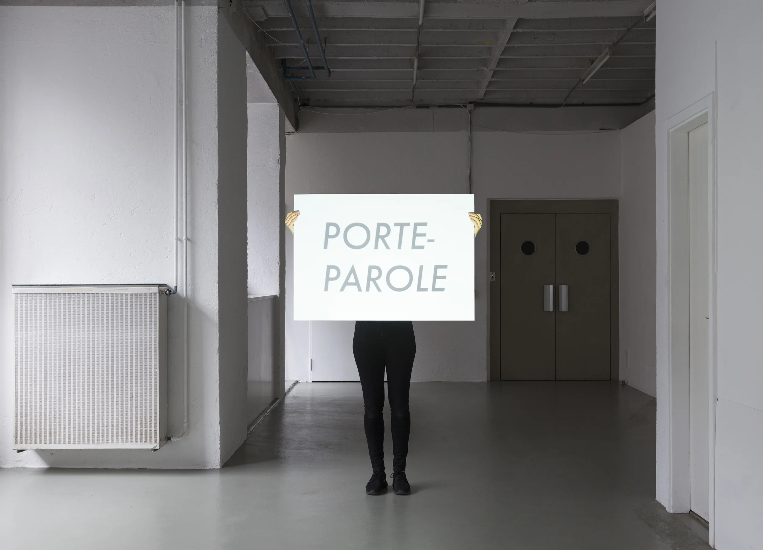 PORTE-PAROLE à Standard-Deluxe, Lausanne