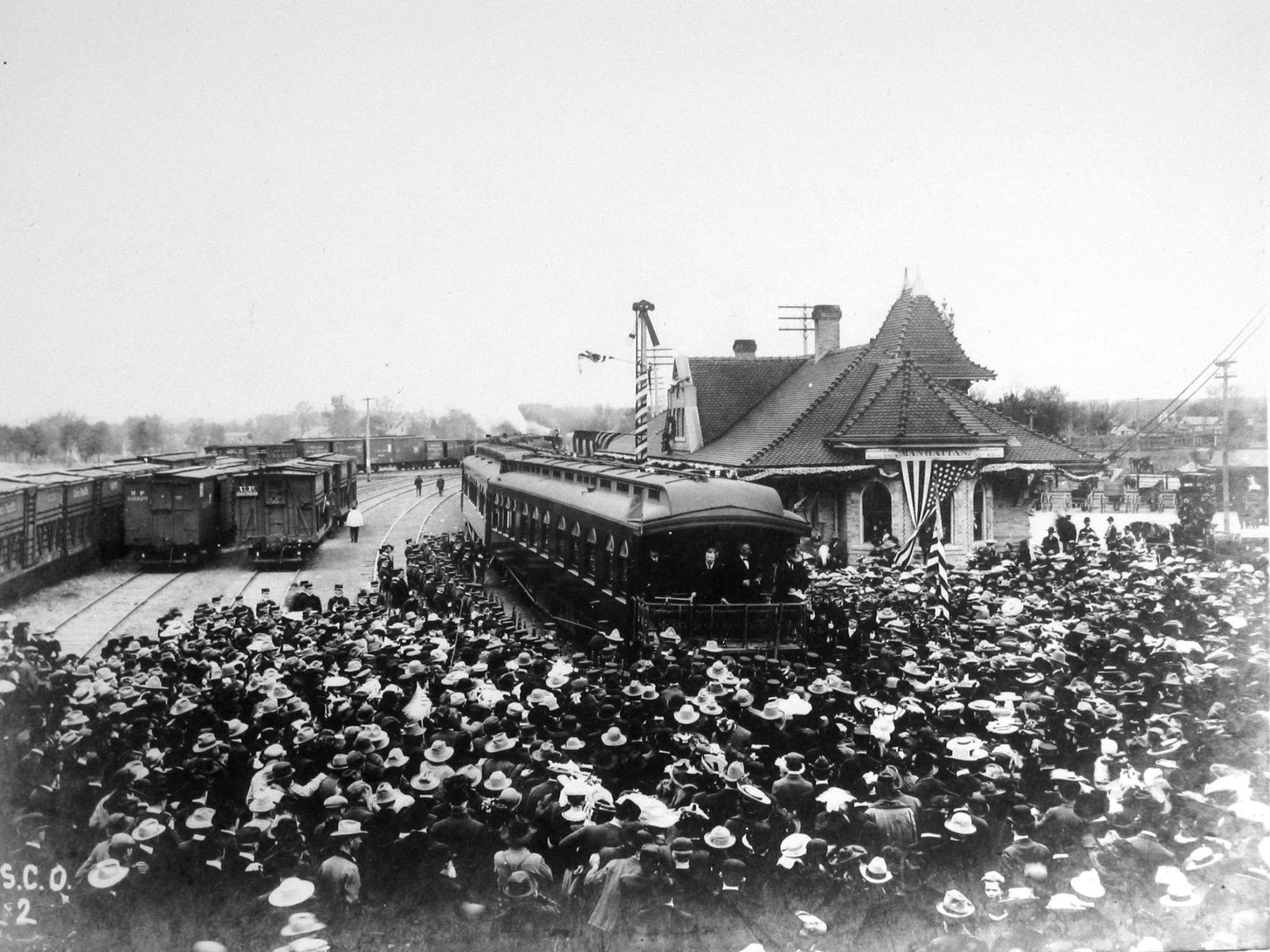 rchist depot.jpg