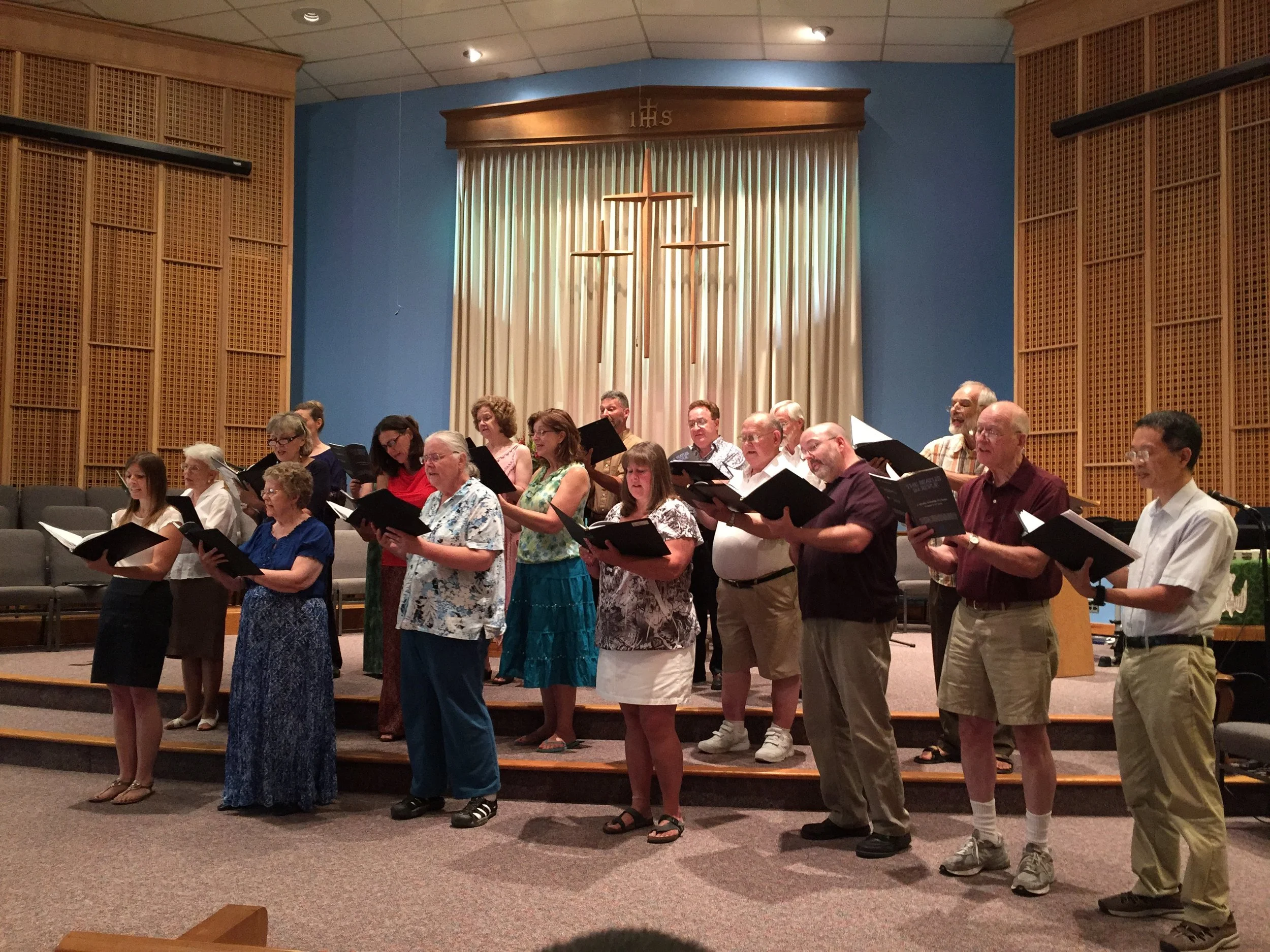 Summer Chorus 2015.jpg