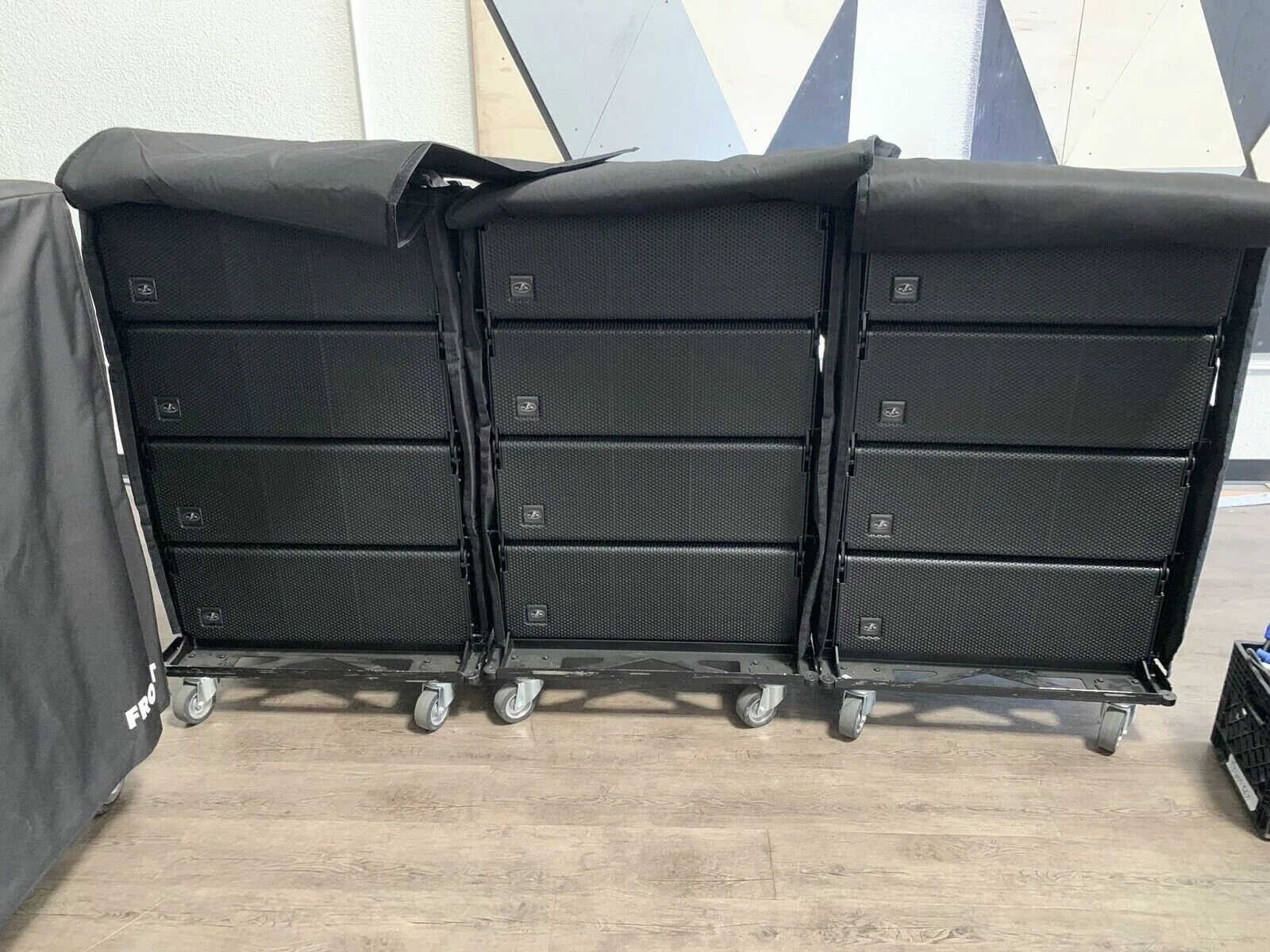 Google DAS Event 210 A Line Array 3.jpg